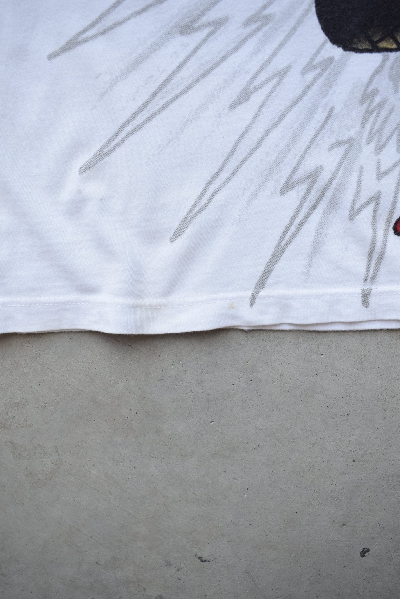 Ed Hardy White Graphic Tee — 2000s (L) - Retrospective Store