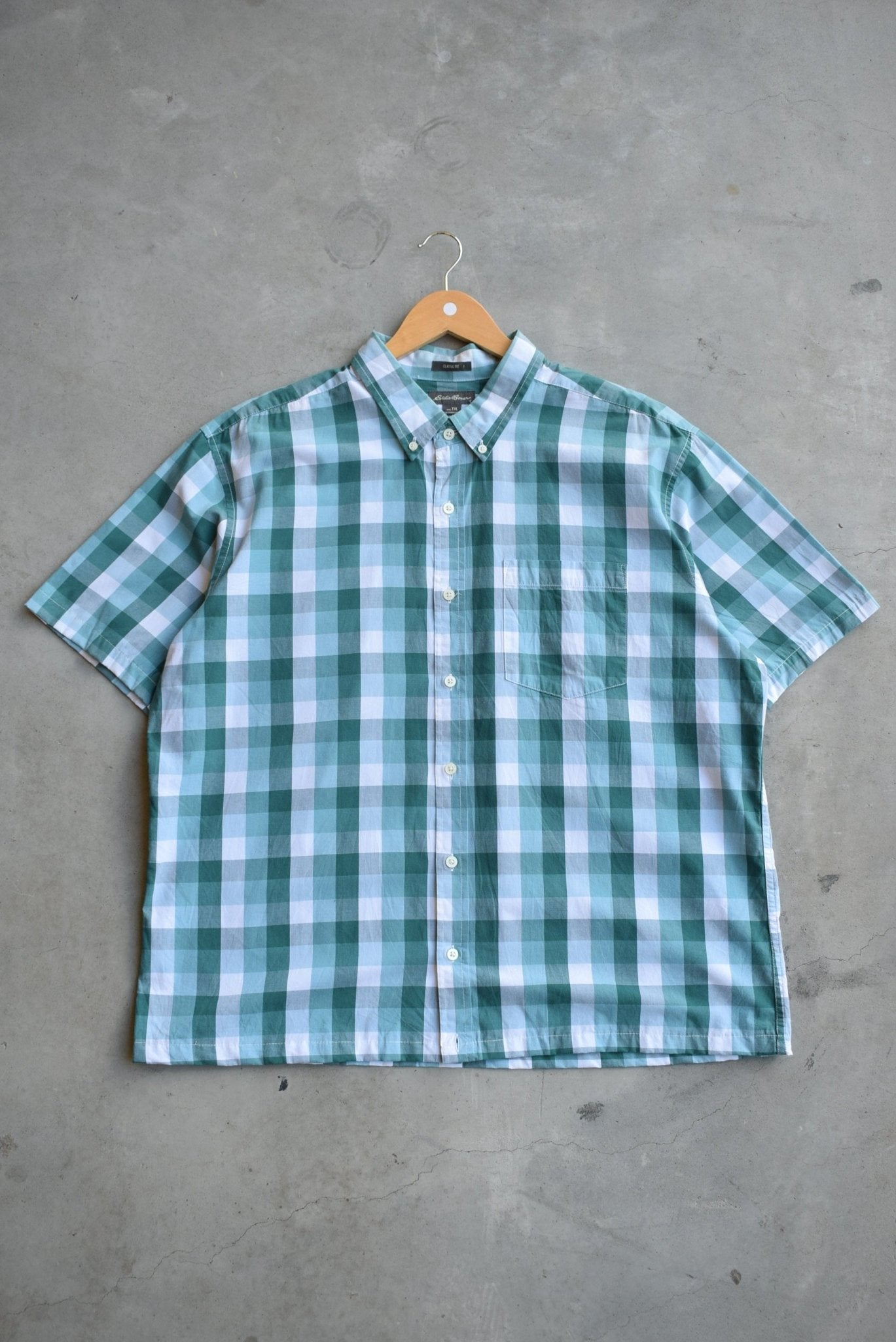 Eddie Bauer Green Cropped Button Up — 2000s (L/XL) - Retrospective Store