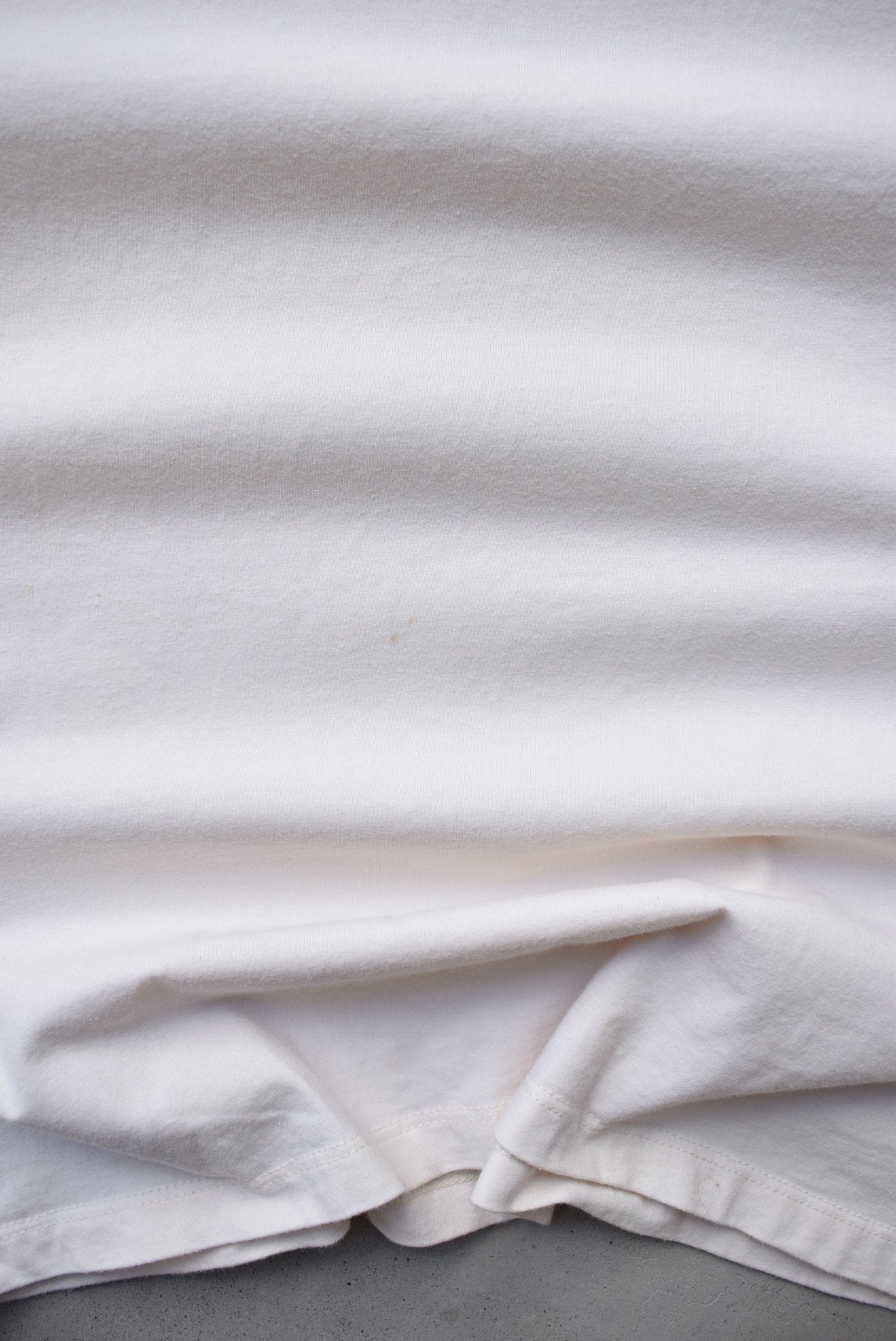 Essentials Fear of God Beige Spellout Tee — 2000s (M) - Retrospective Store