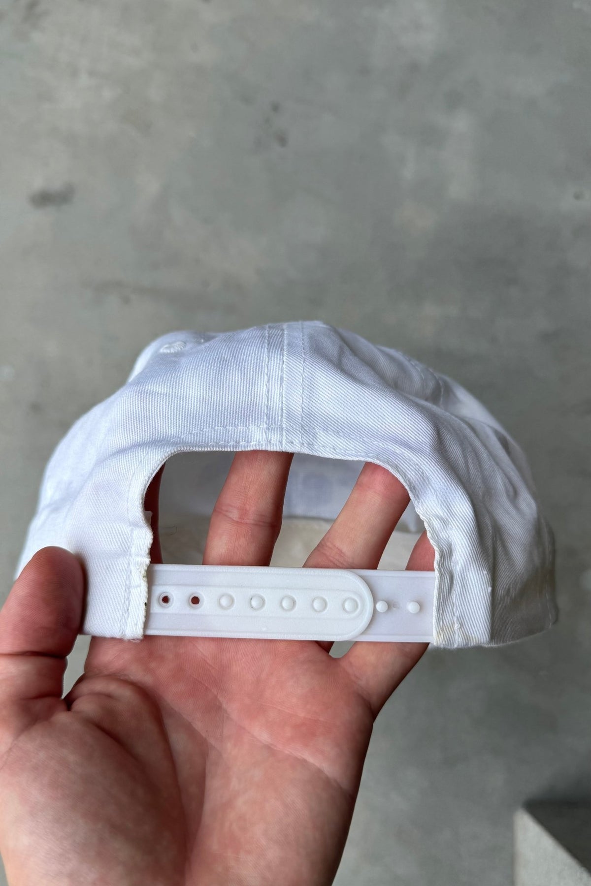 Freedom Ford Store White Hat — 1990s - Retrospective Store