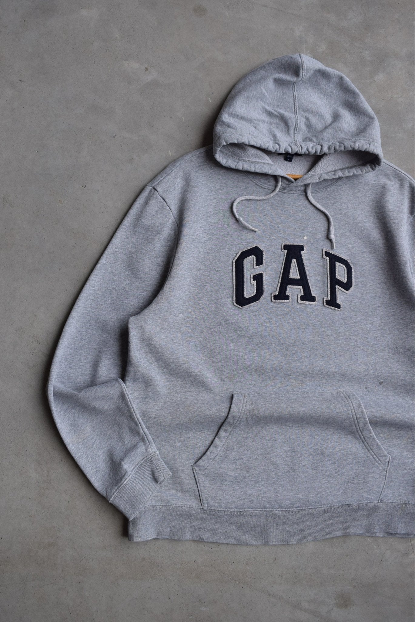GAP Spellout Embroidered Hoodie — 2000s (L) - Retrospective Store