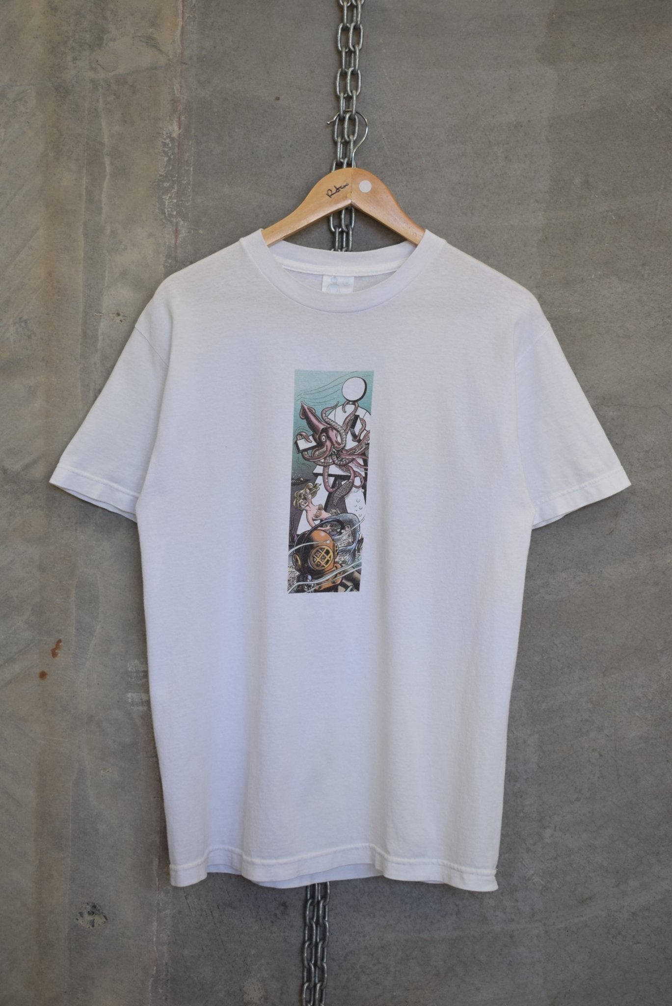Girl Skateboard Company Tee — 2000s (M) - Retrospective Store