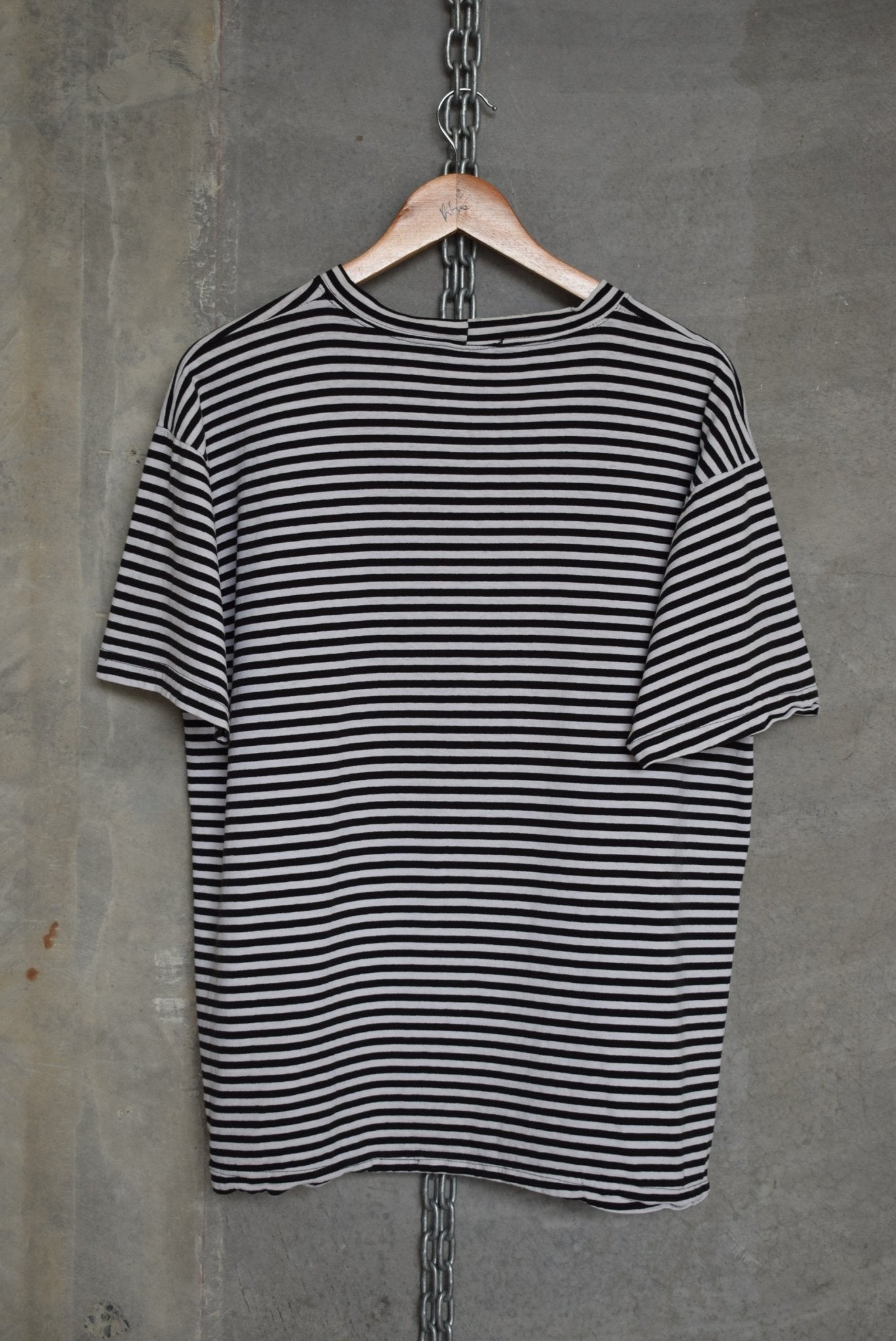 Guess Jeans USA Tee — 1990s (L) - Retrospective Store