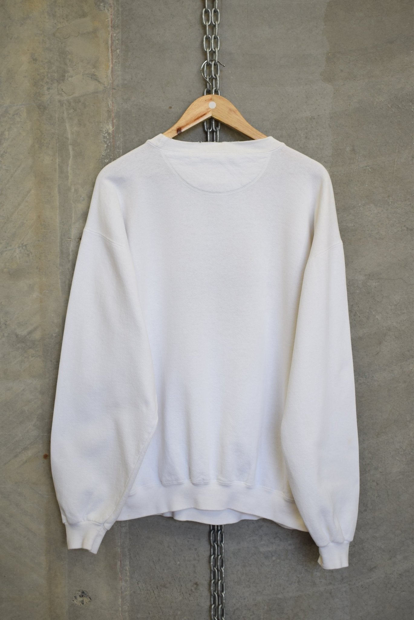 Hard Rock Cafe 'Save the Planet' Embroidered Crewneck — 1990s (L) - Retrospective Store