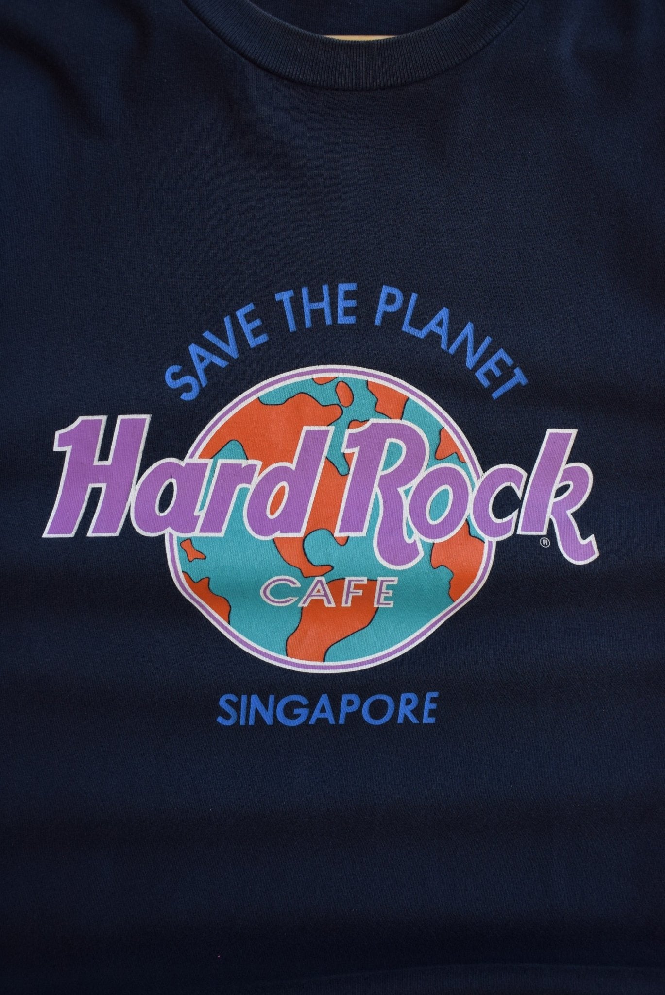 Hard Rock Cafe 'Save The Planet' Tee — 2000s (M/L) - Retrospective Store