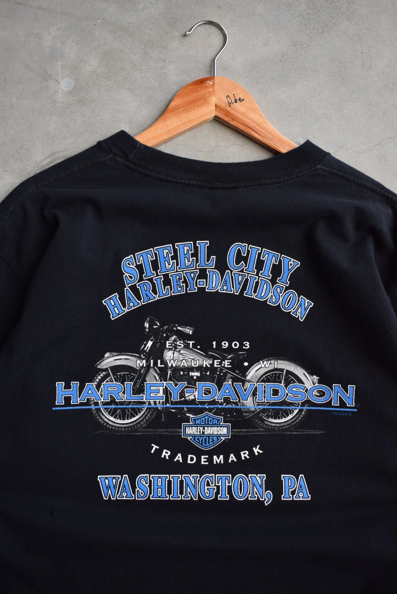 Harley Davidson Motorcycles Black Graphic Tee — 2005 (L) - Retrospective Store