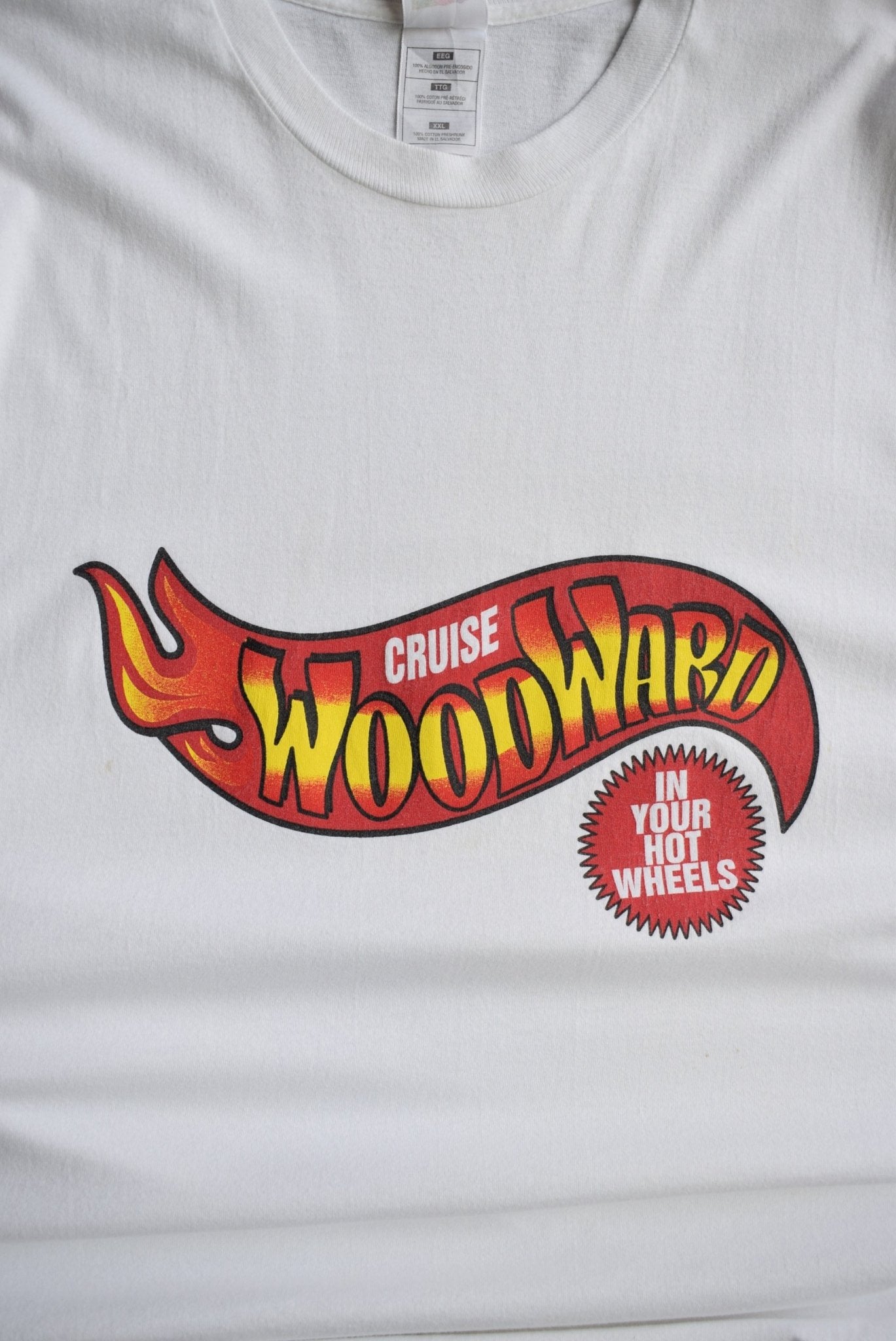 Hot Wheels Woodward Cruise White Graphic Tee — 2000s (XL/XXL) - Retrospective Store