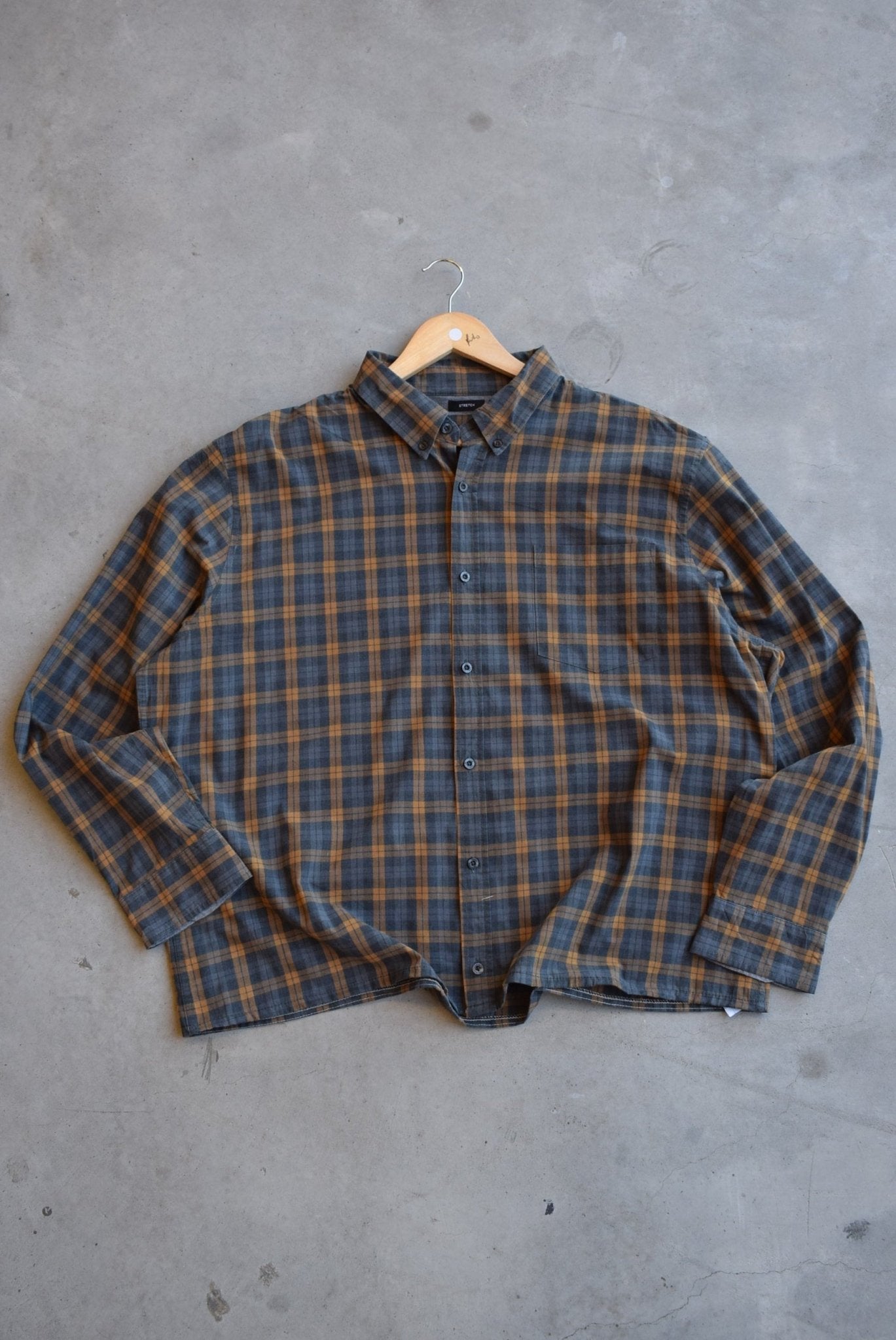 Lee Brown Cropped Button Up — 2000s (XL/XXL) - Retrospective Store