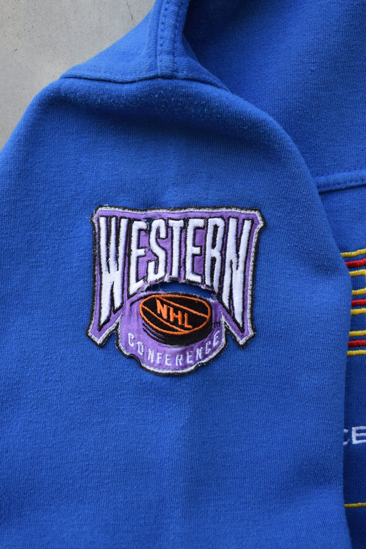 LEE Sport x NHL St. Louis Blues Embroidered Crewneck — 2000s (M) - Retrospective Store