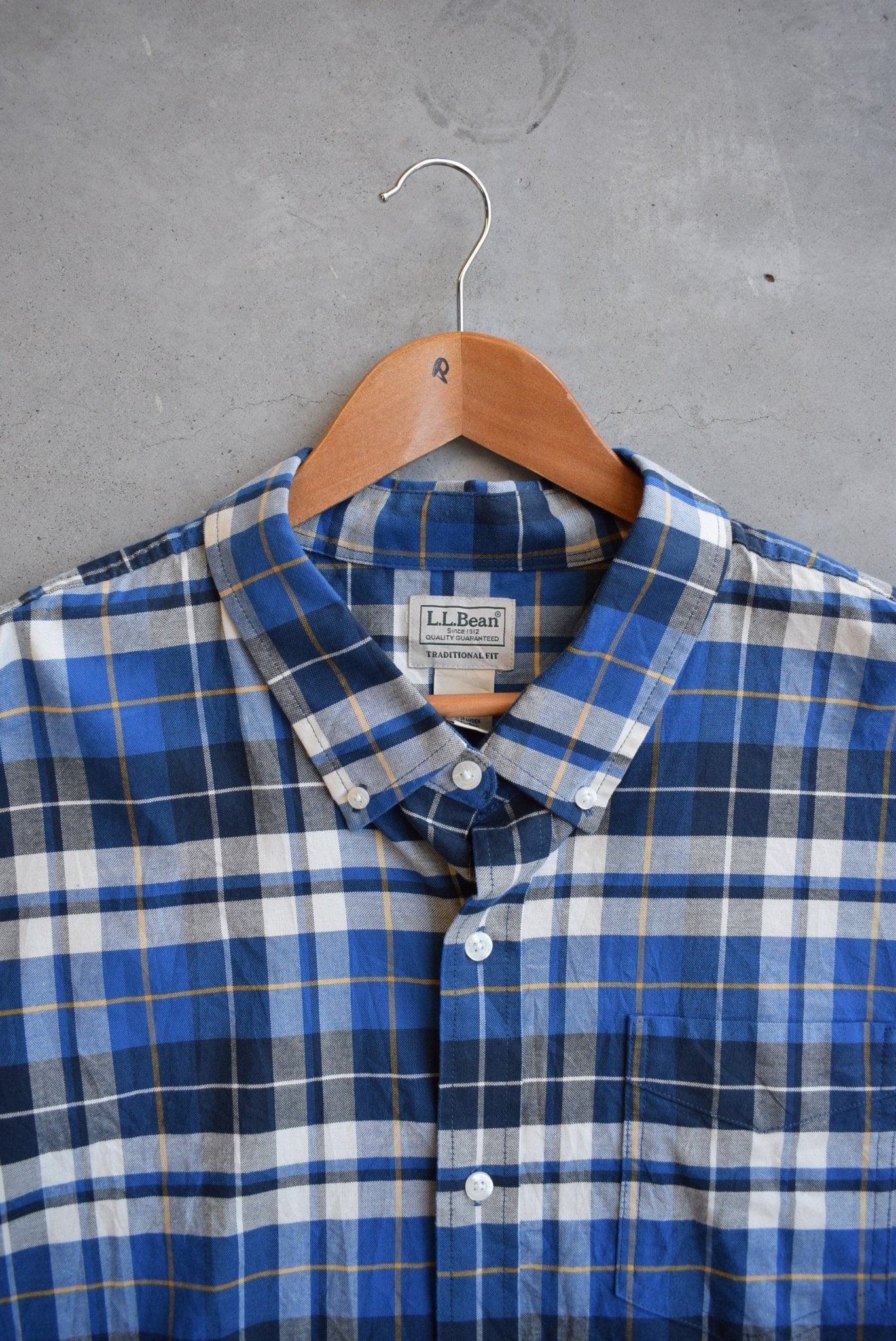 L.L. Bean Blue Cropped Button Up — 2000s (XL) - Retrospective Store