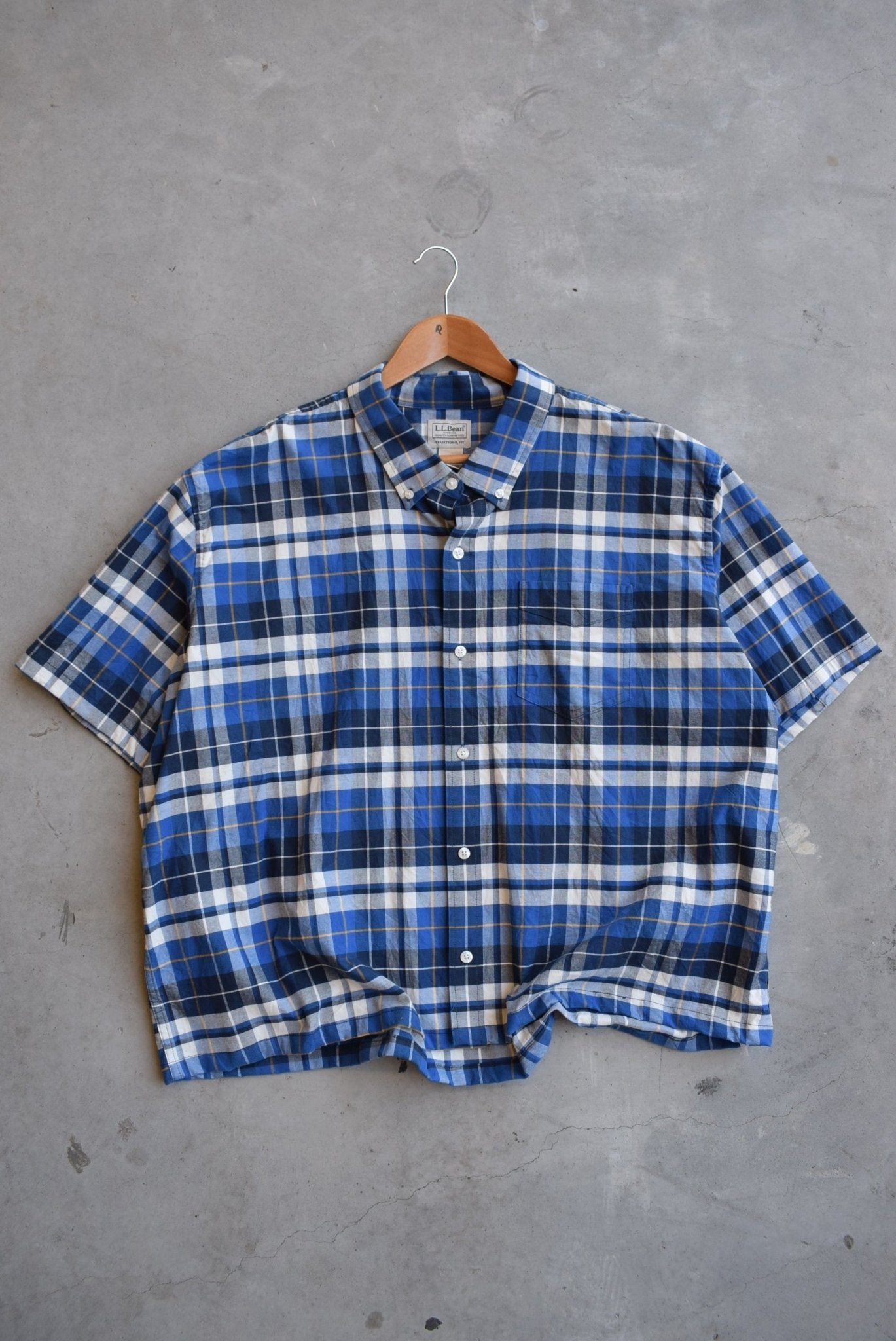 L.L. Bean Blue Cropped Button Up — 2000s (XL) - Retrospective Store