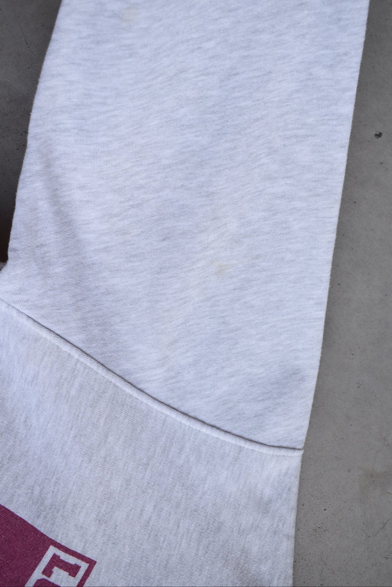 Looney Tunes Football Squad Grey Graphic Crewneck — 1990s (L) - Retrospective Store