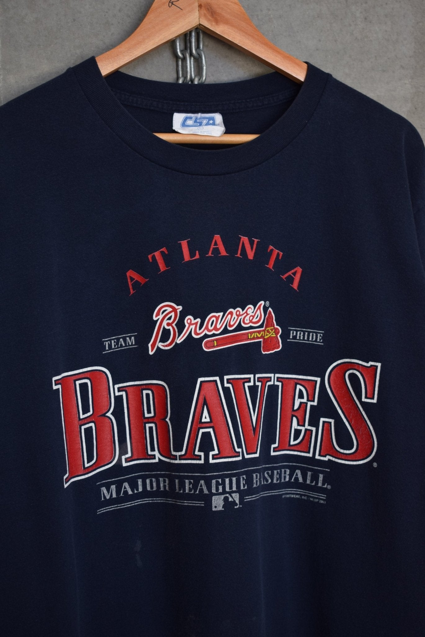 MLB Atlanta Braves Tee — 2001 (L) - Retrospective Store