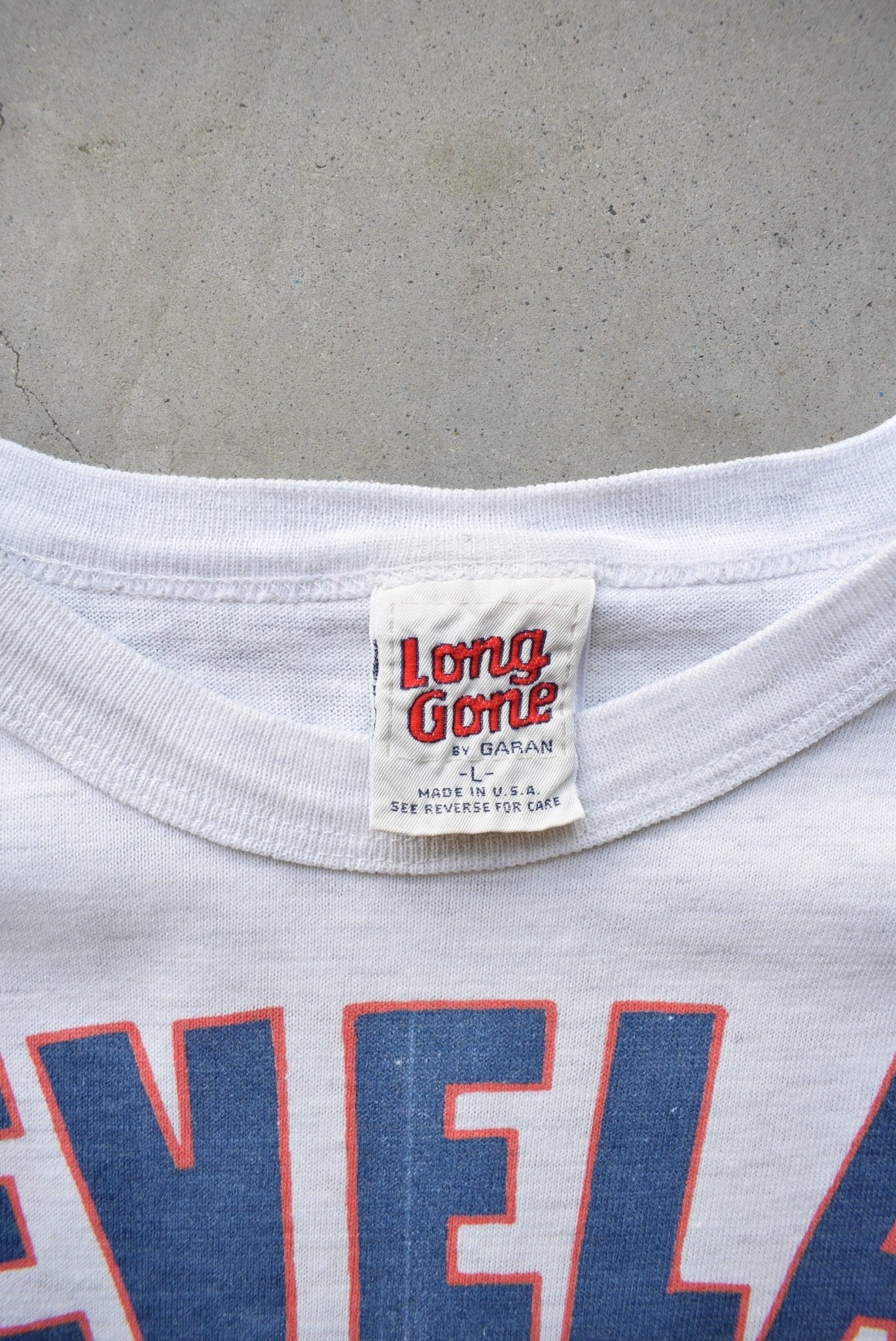 MLB Cleveland Indians World Series Champions Grey Graphic Tee — 1991 (M/L) - Retrospective Store