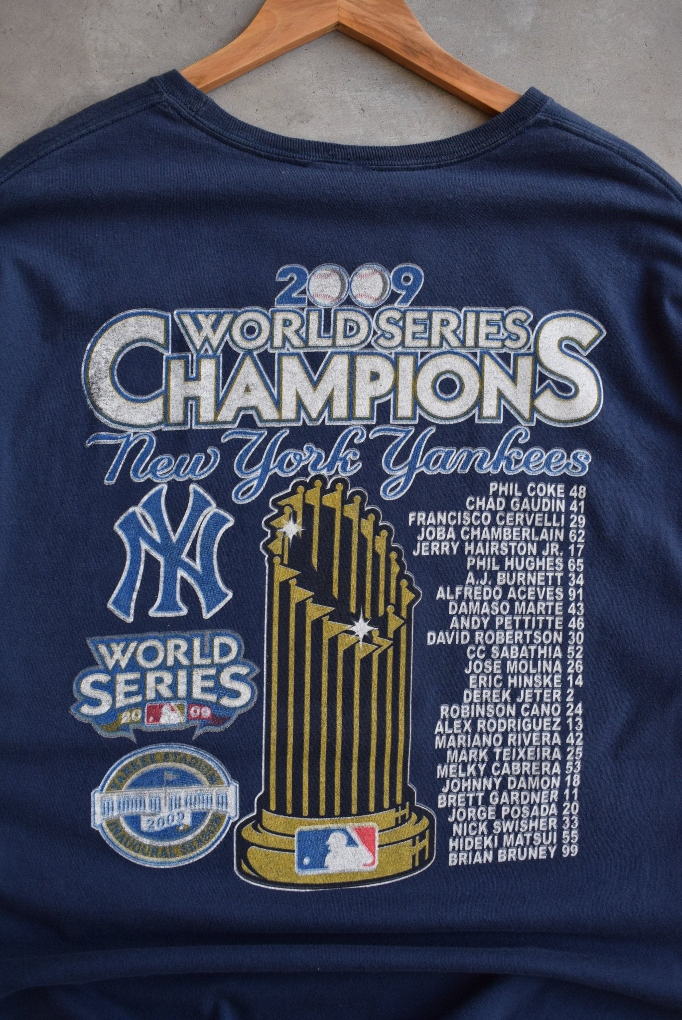 MLB New York Yankees World Series Champions Tee — 2009 (XL) - Retrospective Store