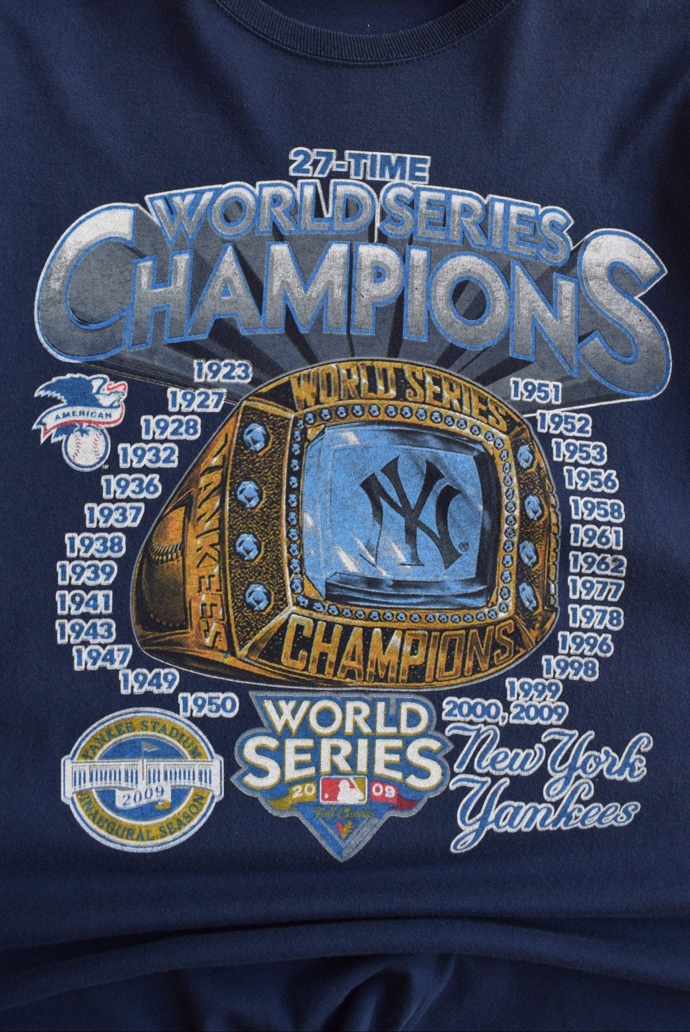 MLB New York Yankees World Series Champions Tee — 2009 (XL) - Retrospective Store