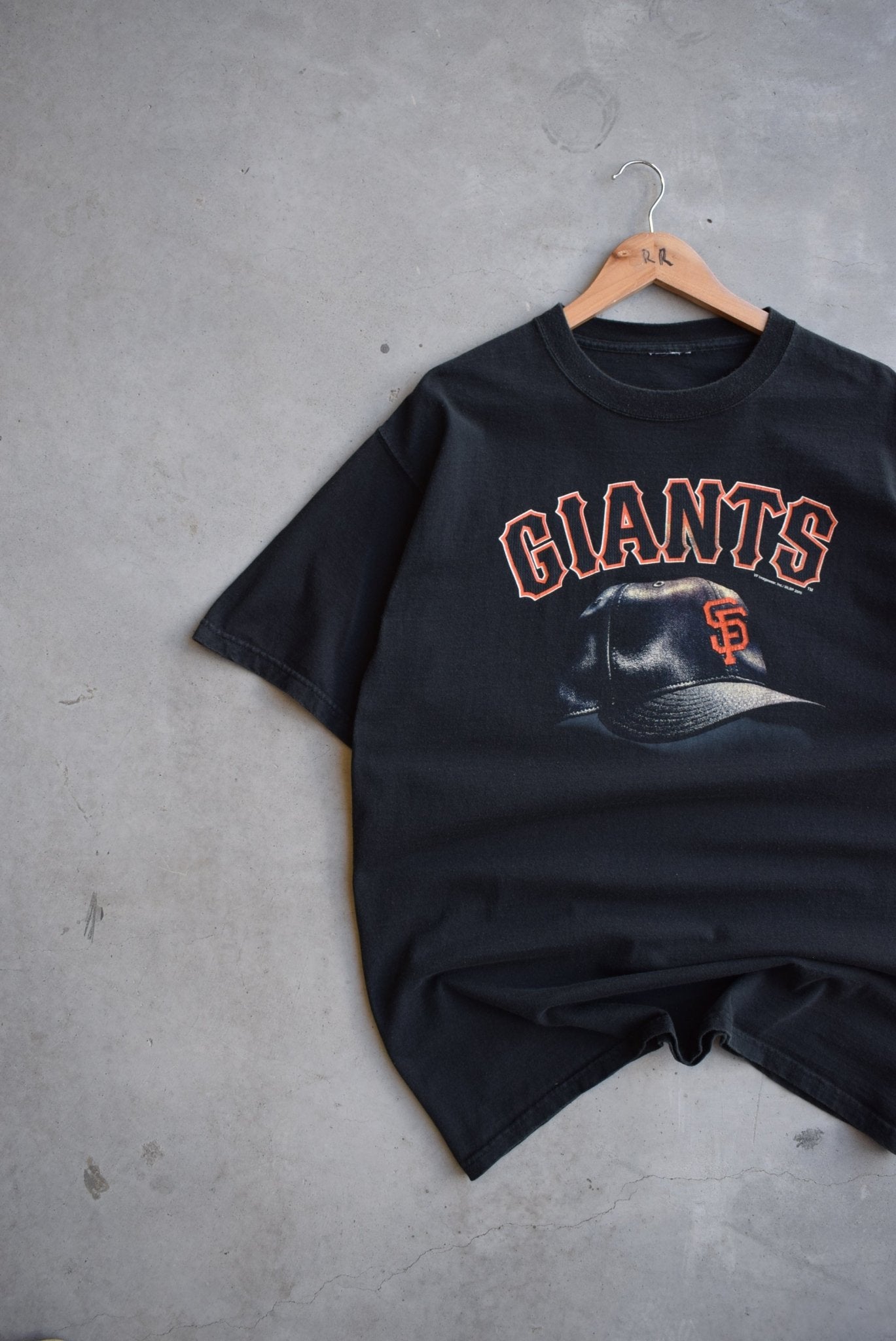MLB San Francisco Giants Black Graphic Tee — 2005 (L) - Retrospective Store