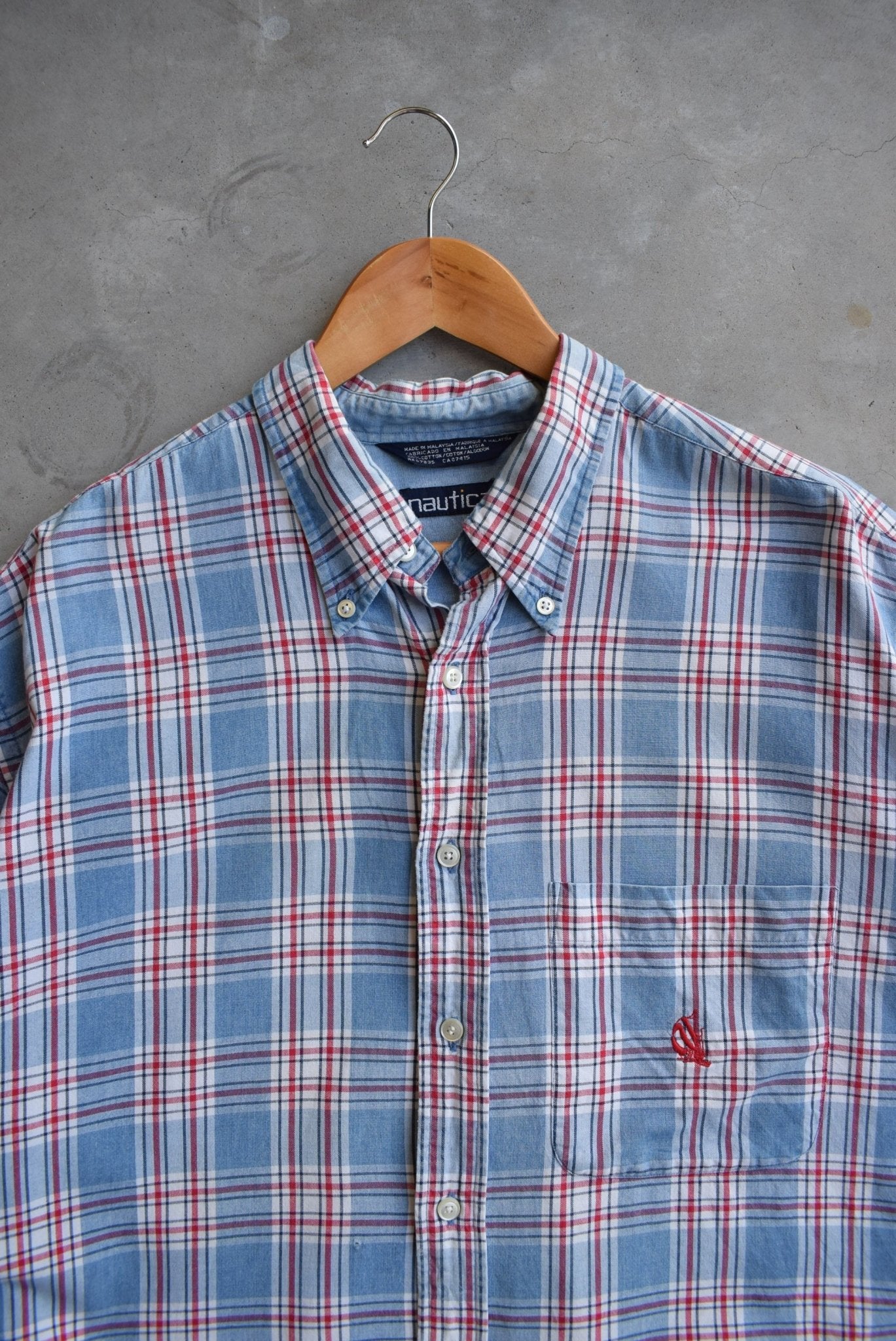 Nautica Blue & Red Cropped Button Up — 2000s (XXL) - Retrospective Store