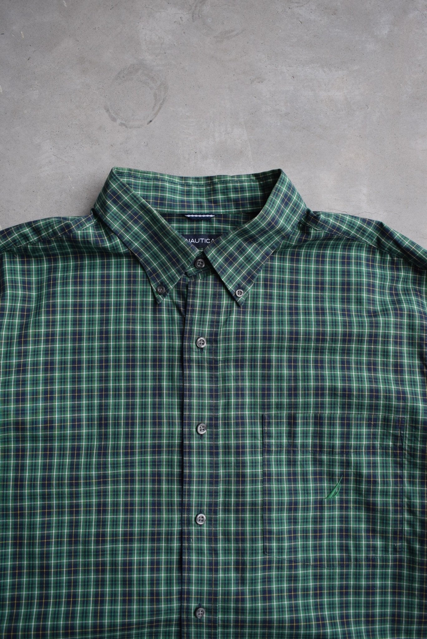 Nautica Cropped Long Sleeve Button Up — 2000s (XXL) - Retrospective Store