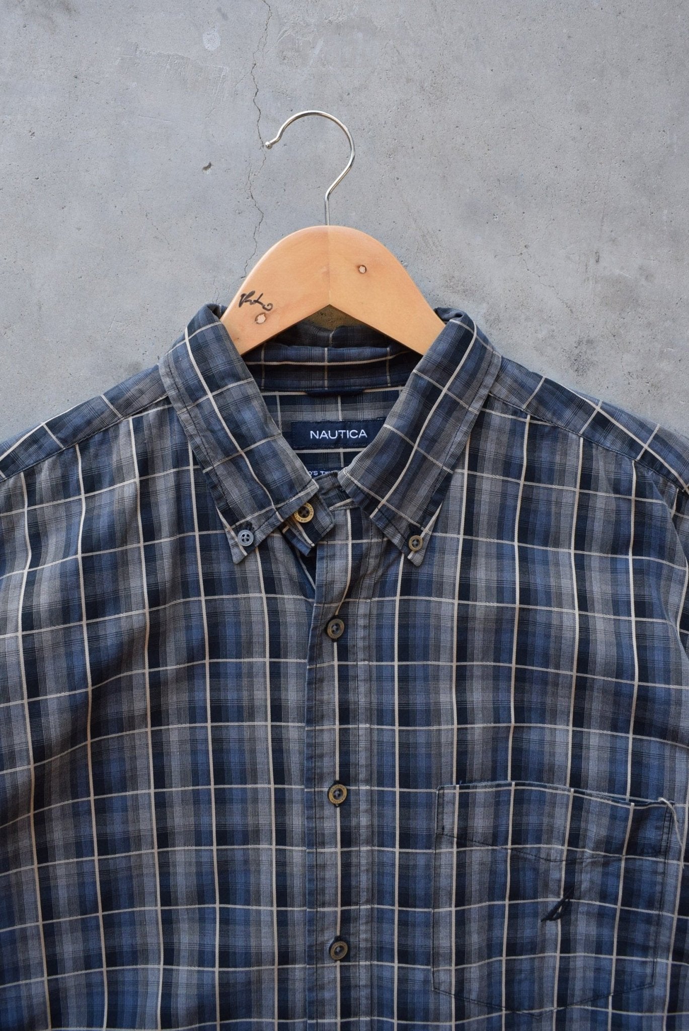 Nautica Grey Cropped Long Sleeve Button Up — 2000s (L/XL) - Retrospective Store