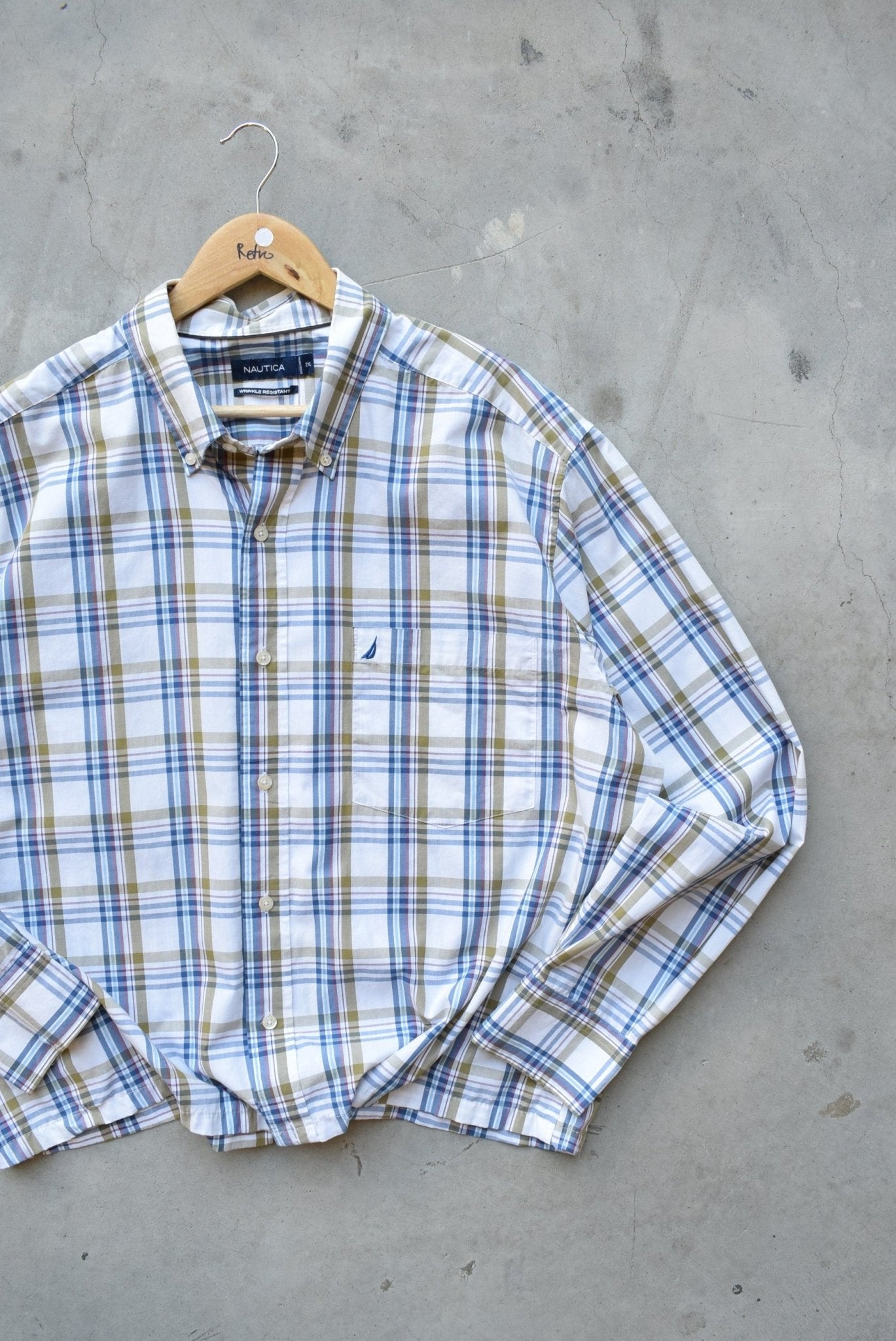 Nautica White & Tan Cropped Long Sleeve Button Up — 2000s (XL/XXL) - Retrospective Store