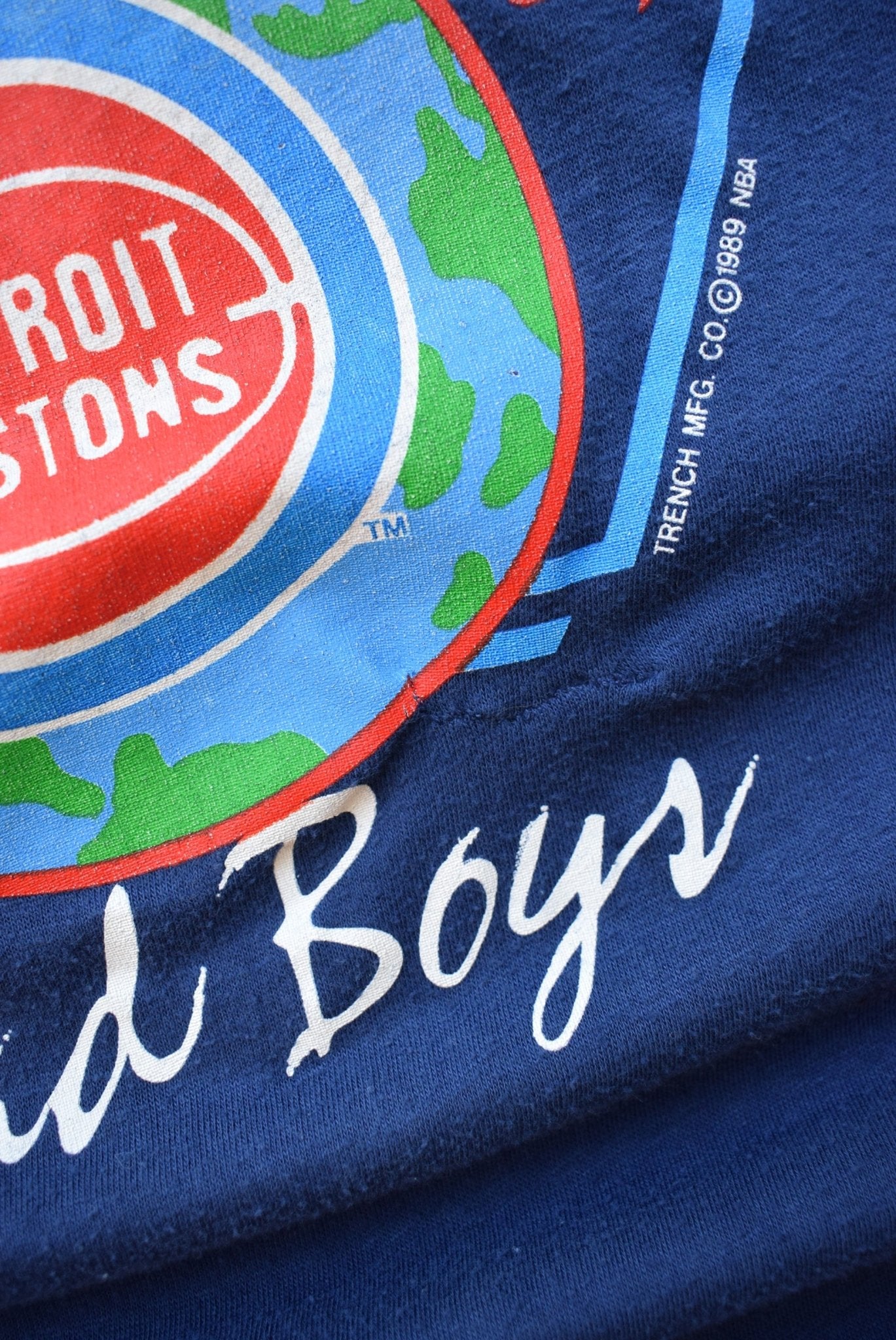 NBA Detroit Pistons Champions Navy Graphic Tee — 1989 (M) - Retrospective Store