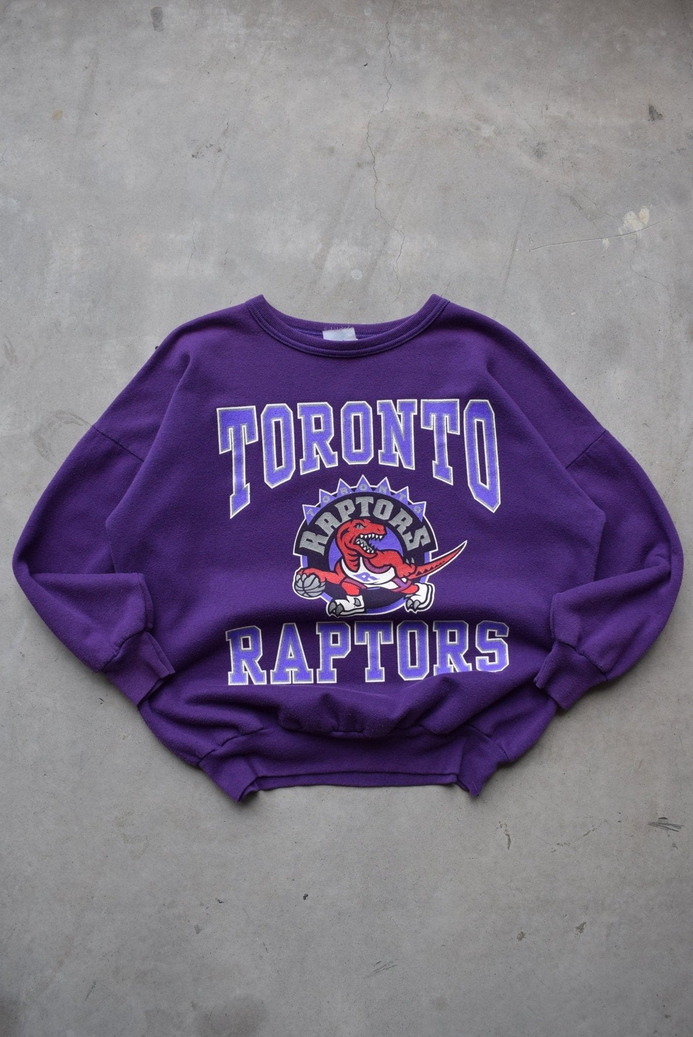 NBA Toronto Raptors Purple Graphic Crewneck — 1990s (S) - Retrospective Store