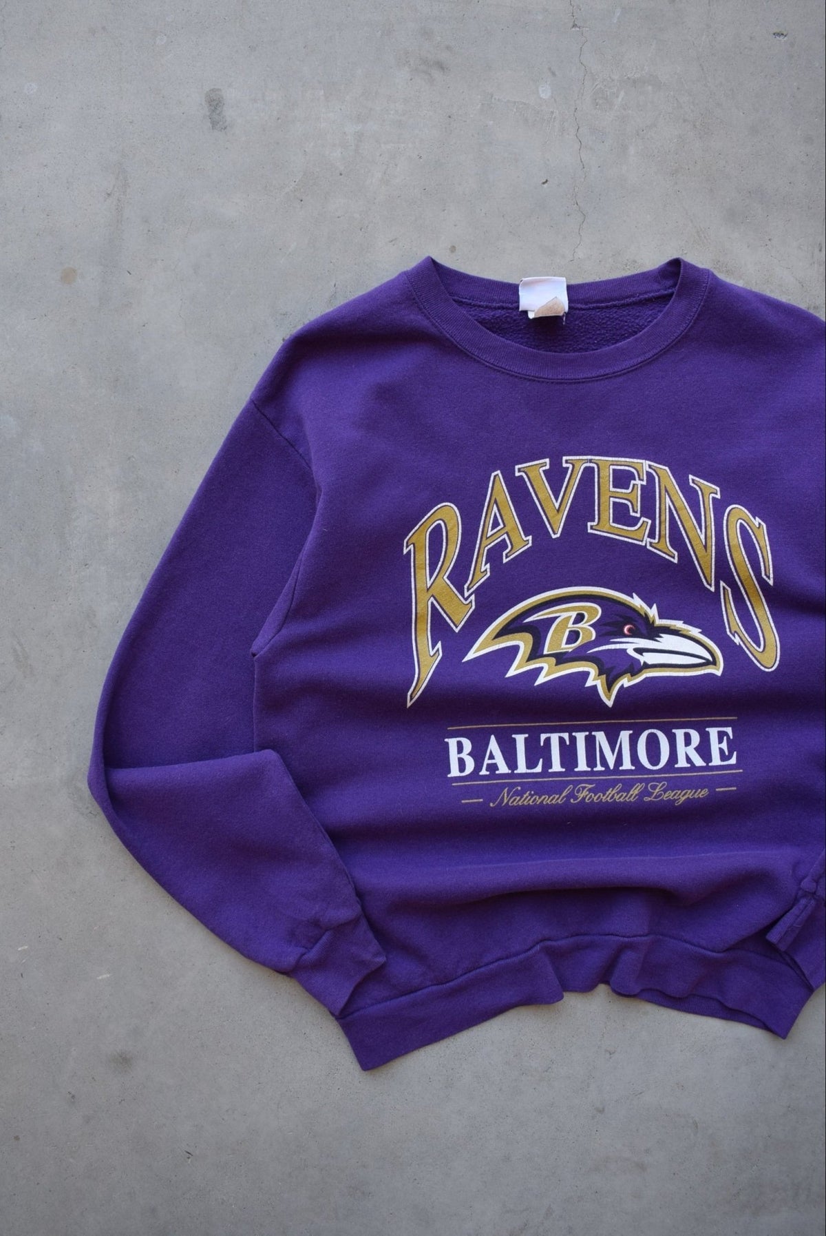 NFL Baltimore Ravens Purple Graphic Crewneck — 1990s (M) - Retrospective Store