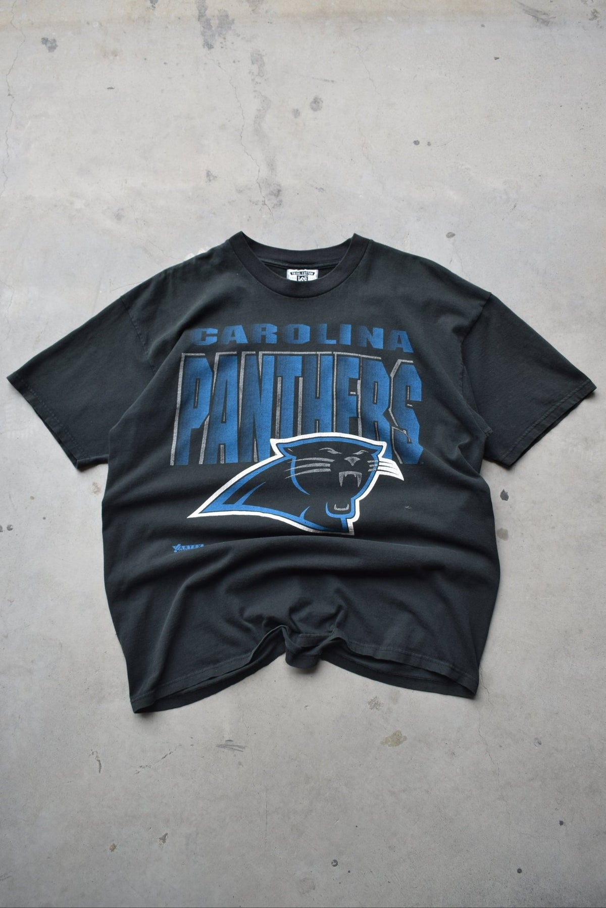 NFL Carolina Panthers Black Graphic Tee — 1993 (XL) - Retrospective Store