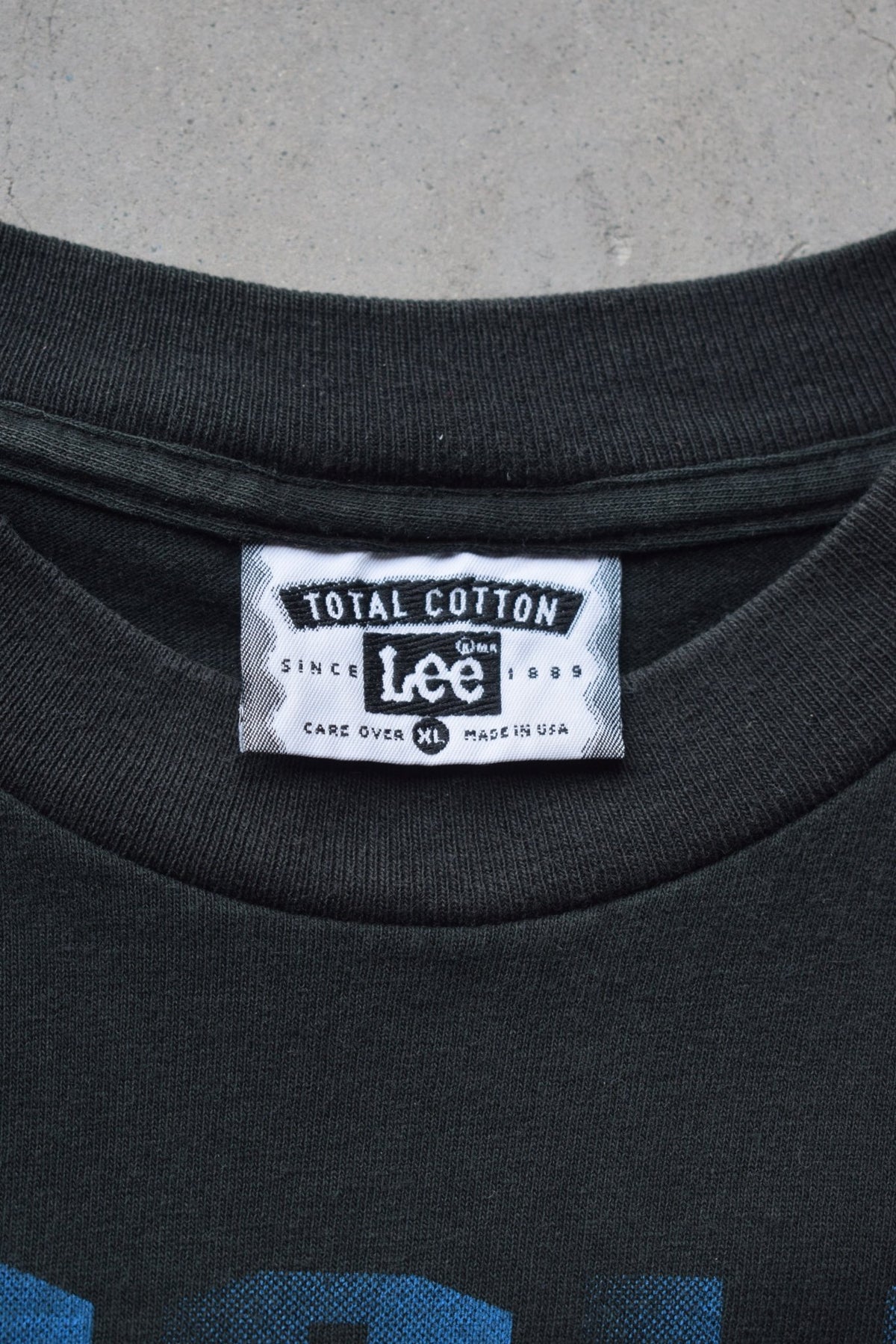 NFL Carolina Panthers Black Graphic Tee — 1993 (XL) - Retrospective Store