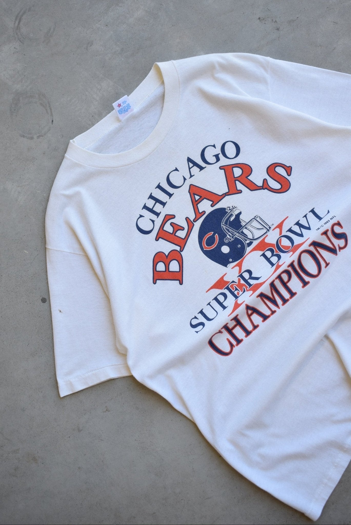 NFL Chicago Bears Superbowl XX Tee — 1985 (M) - Retrospective Store