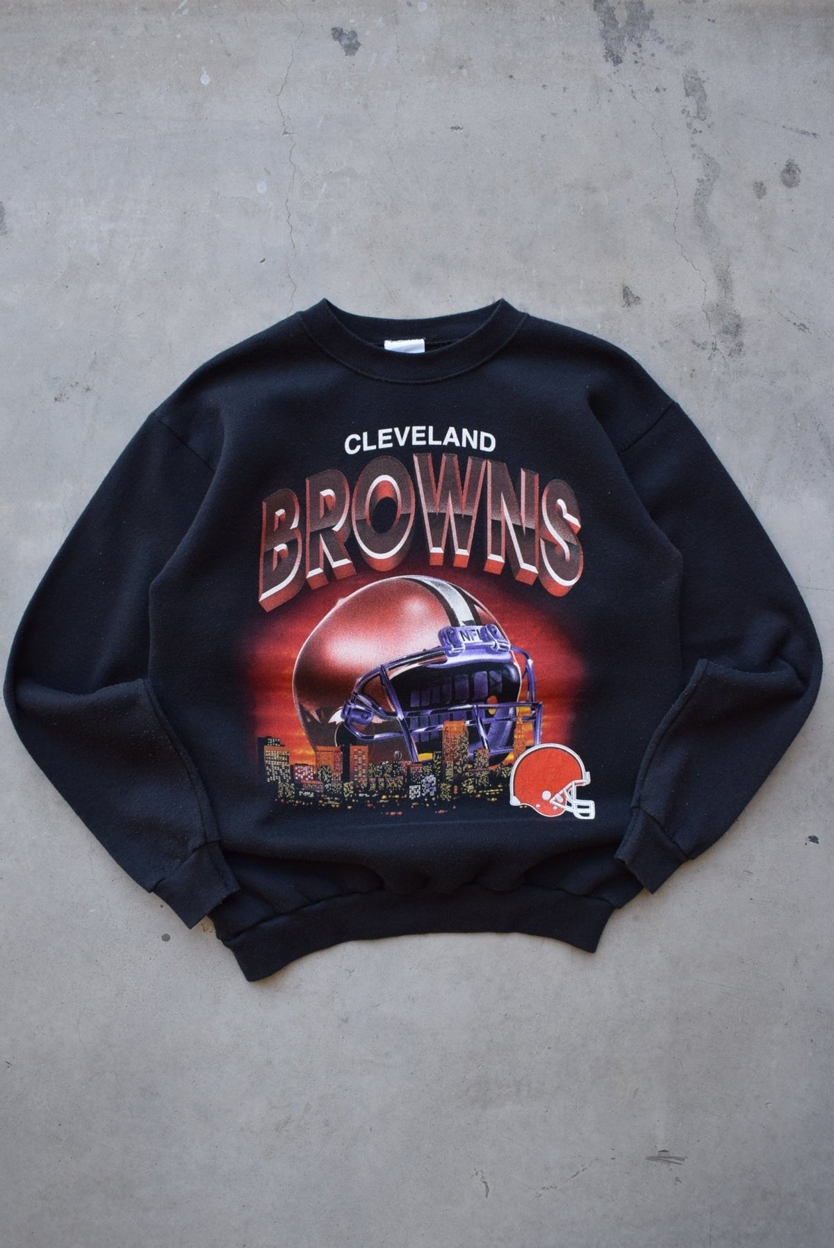 NFL Cleveland Browns Black Graphic Crewneck — 1990s (M) - Retrospective Store
