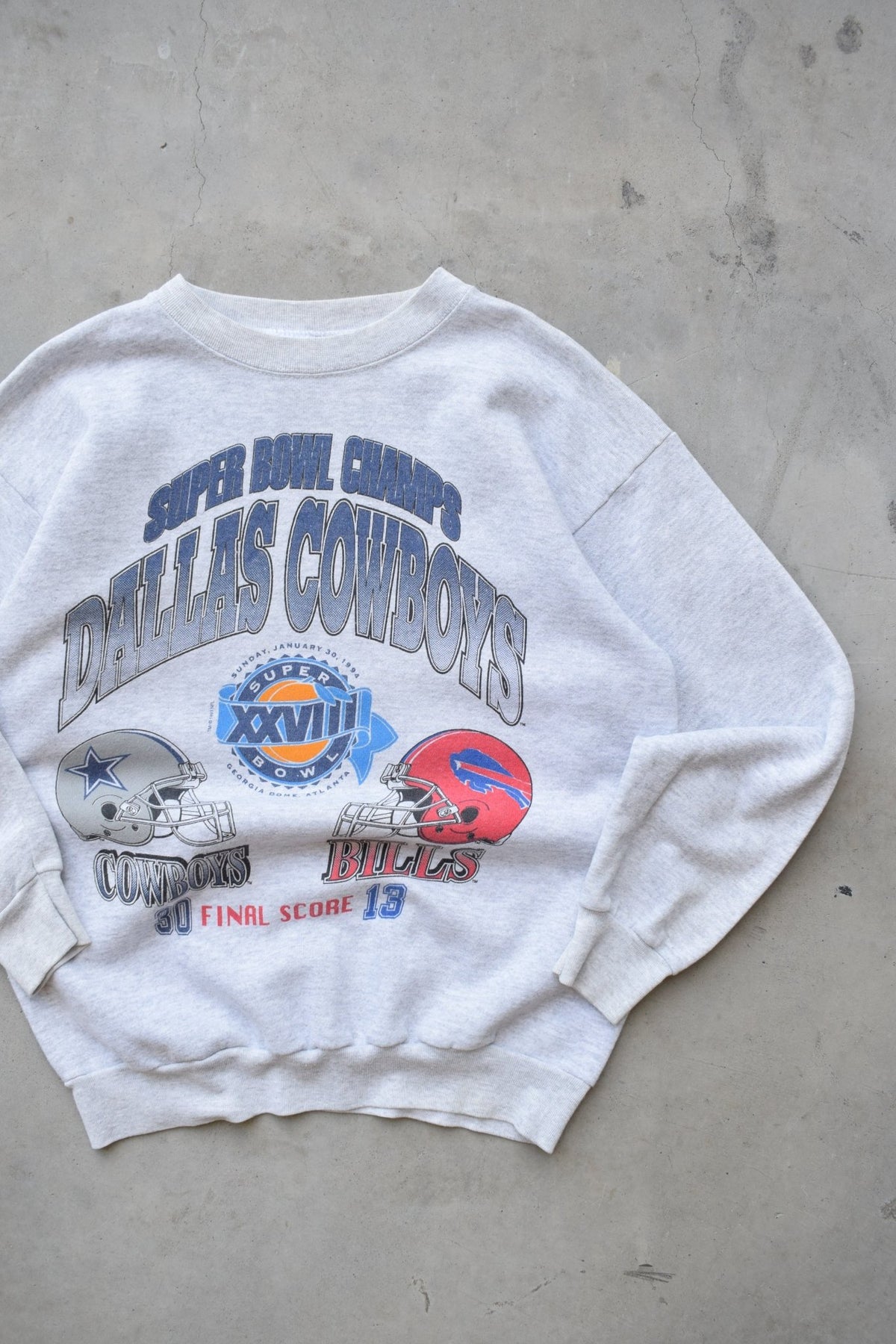 NFL Dallas Cowboys Superbowl Champions Grey Graphic Crewneck — 1994 (M/L) - Retrospective Store