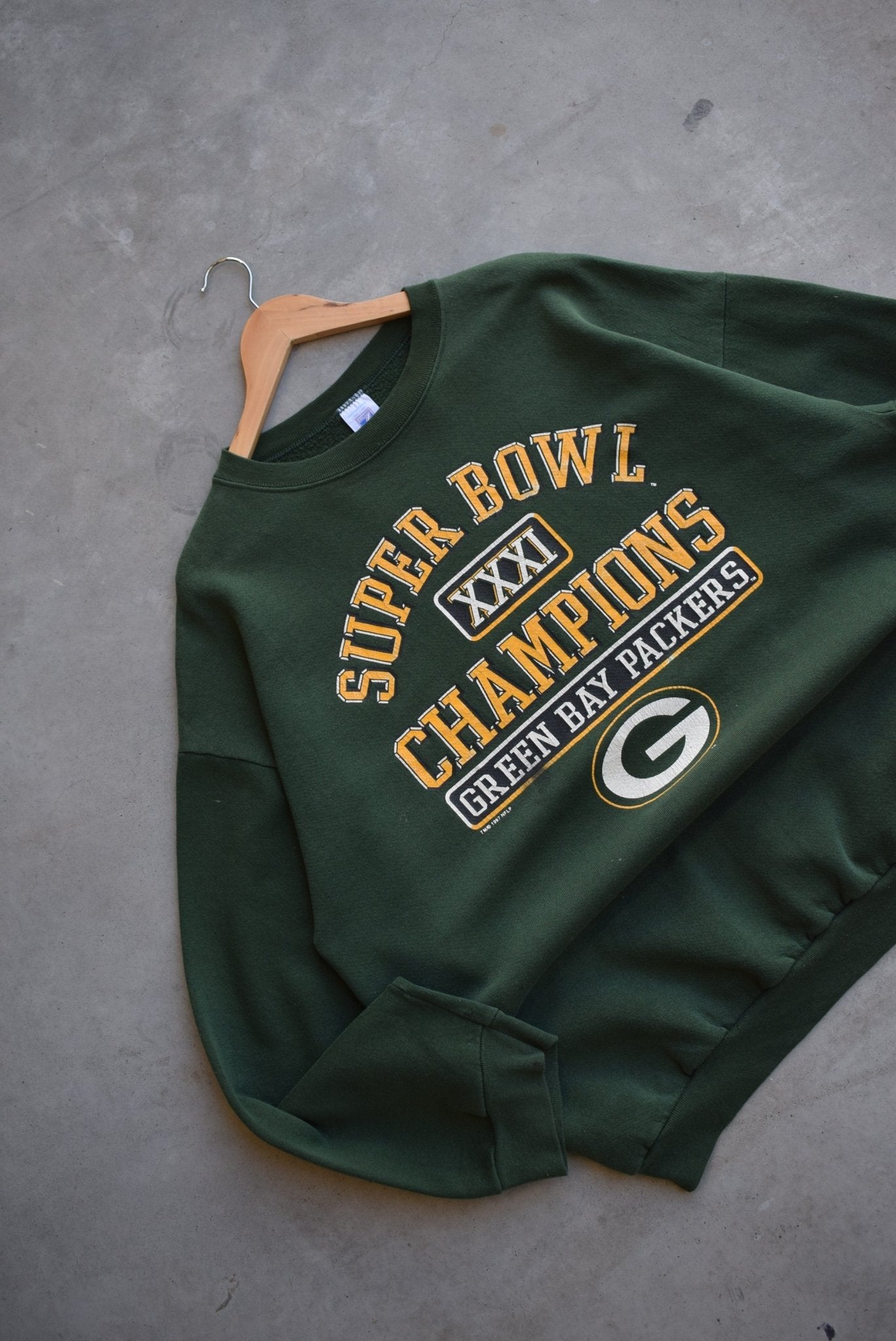 NFL Green Bay Packers Superbowl XXXI Champions Crewneck — 1997 (XL) - Retrospective Store