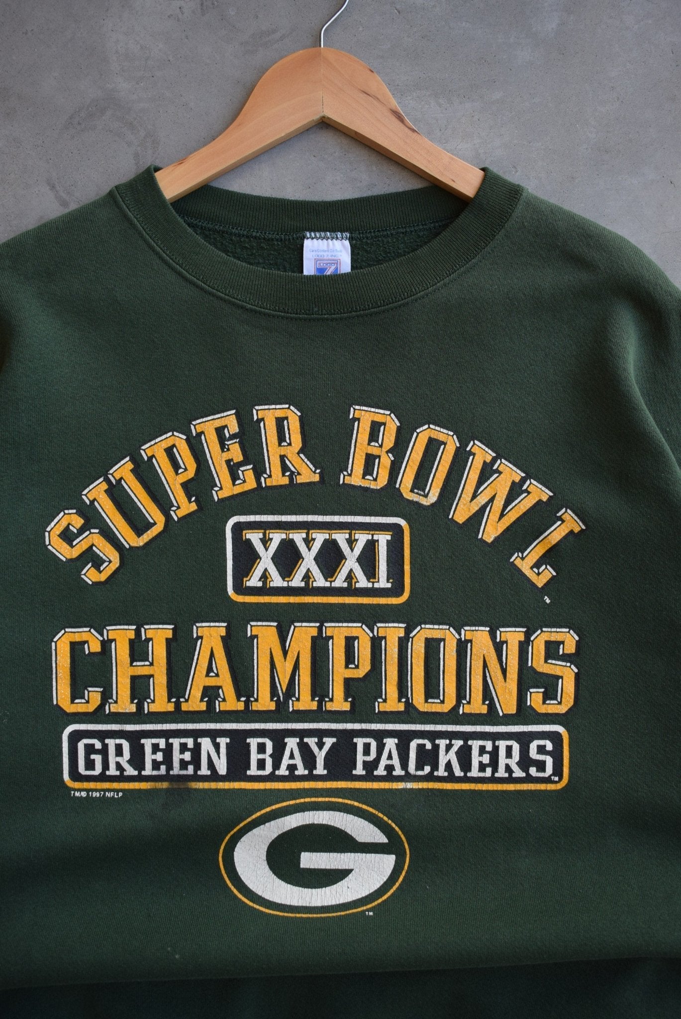 NFL Green Bay Packers Superbowl XXXI Champions Crewneck — 1997 (XL) - Retrospective Store