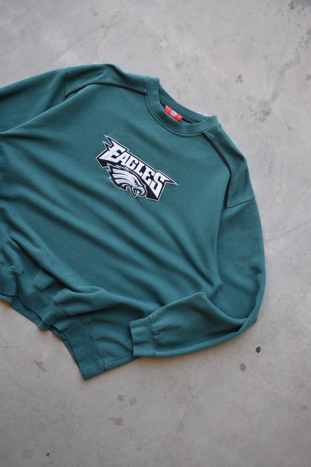 NFL Philadelphia Eagles Teal Embroidered Crewneck — 2000s (XL) - Retrospective Store
