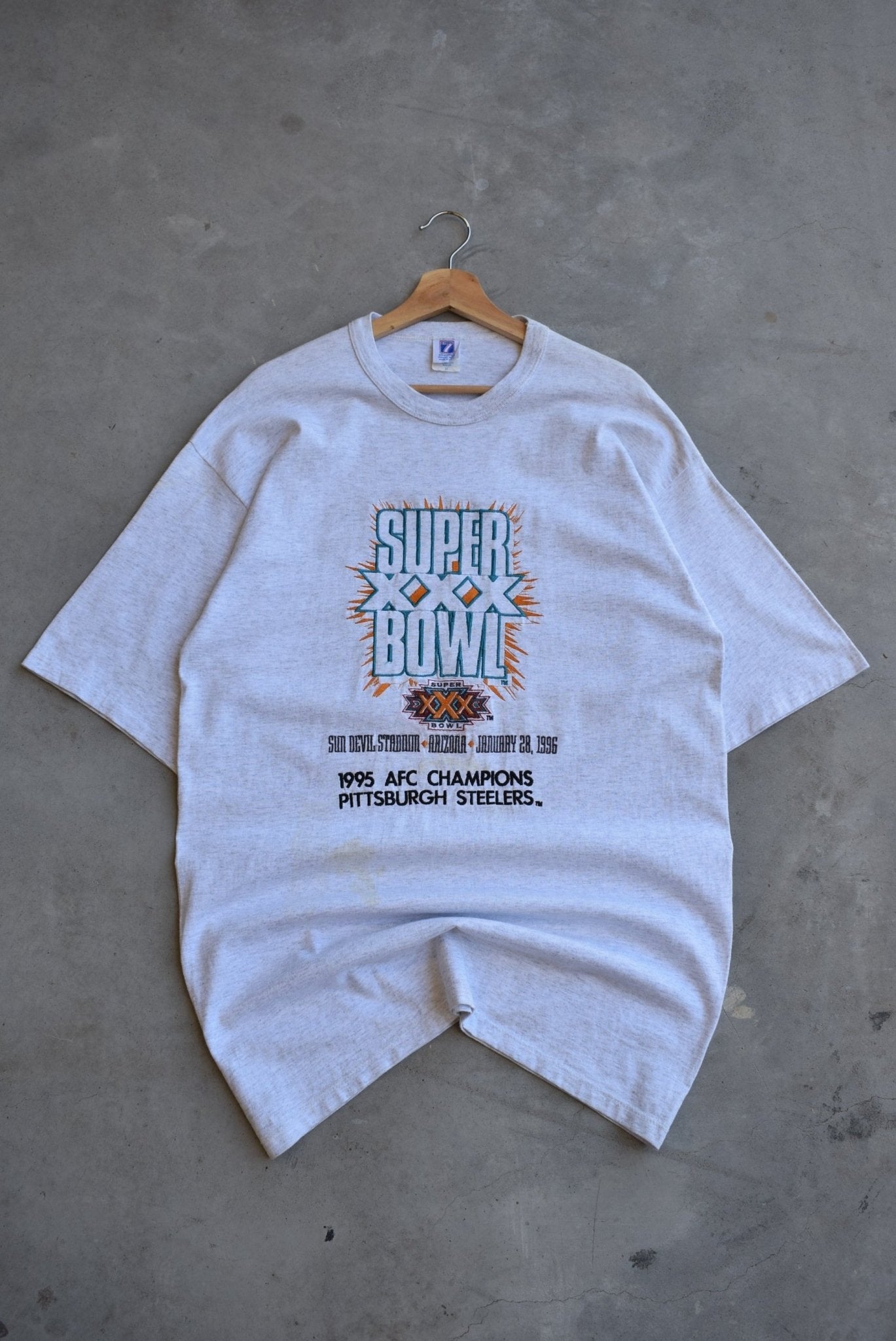 NFL Superbowl XXX Embroidered Tee — 1996 (XL) - Retrospective Store