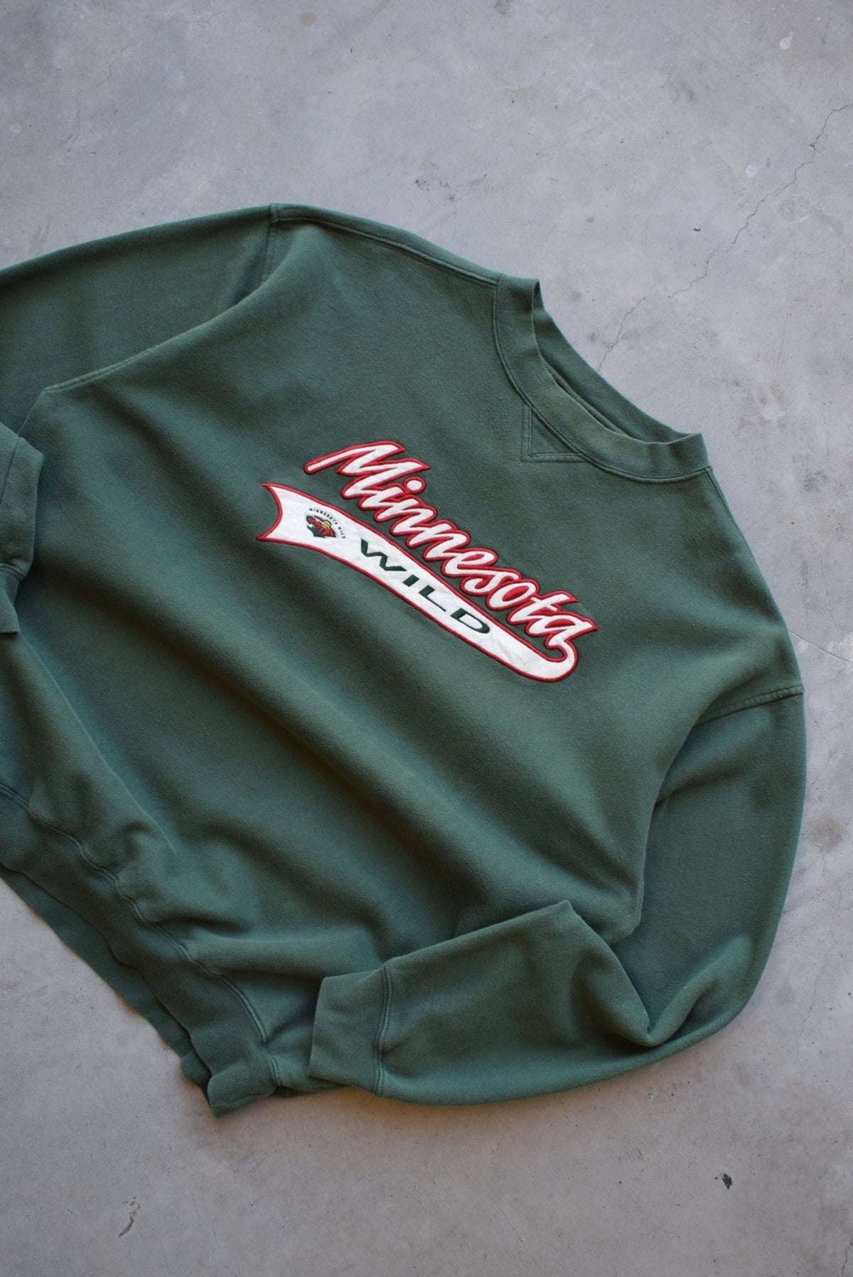 NHL Minnesota Wild Green Embroidered Crewneck — 1990s (XL) - Retrospective Store