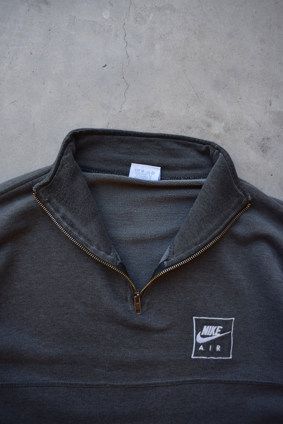 Nike Air Charcoal Embroidered Spellout Quarter Zip — 1990s (L) - Retrospective Store