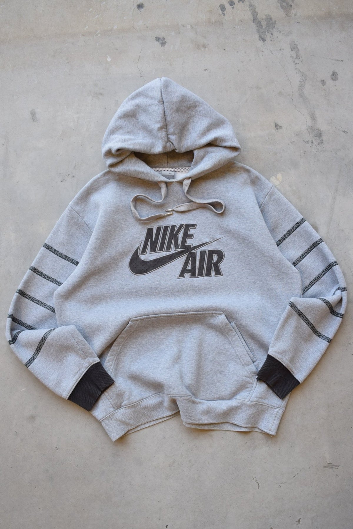Nike Air Grey Embroidered Spellout Hoodie — 2000s (L) - Retrospective Store