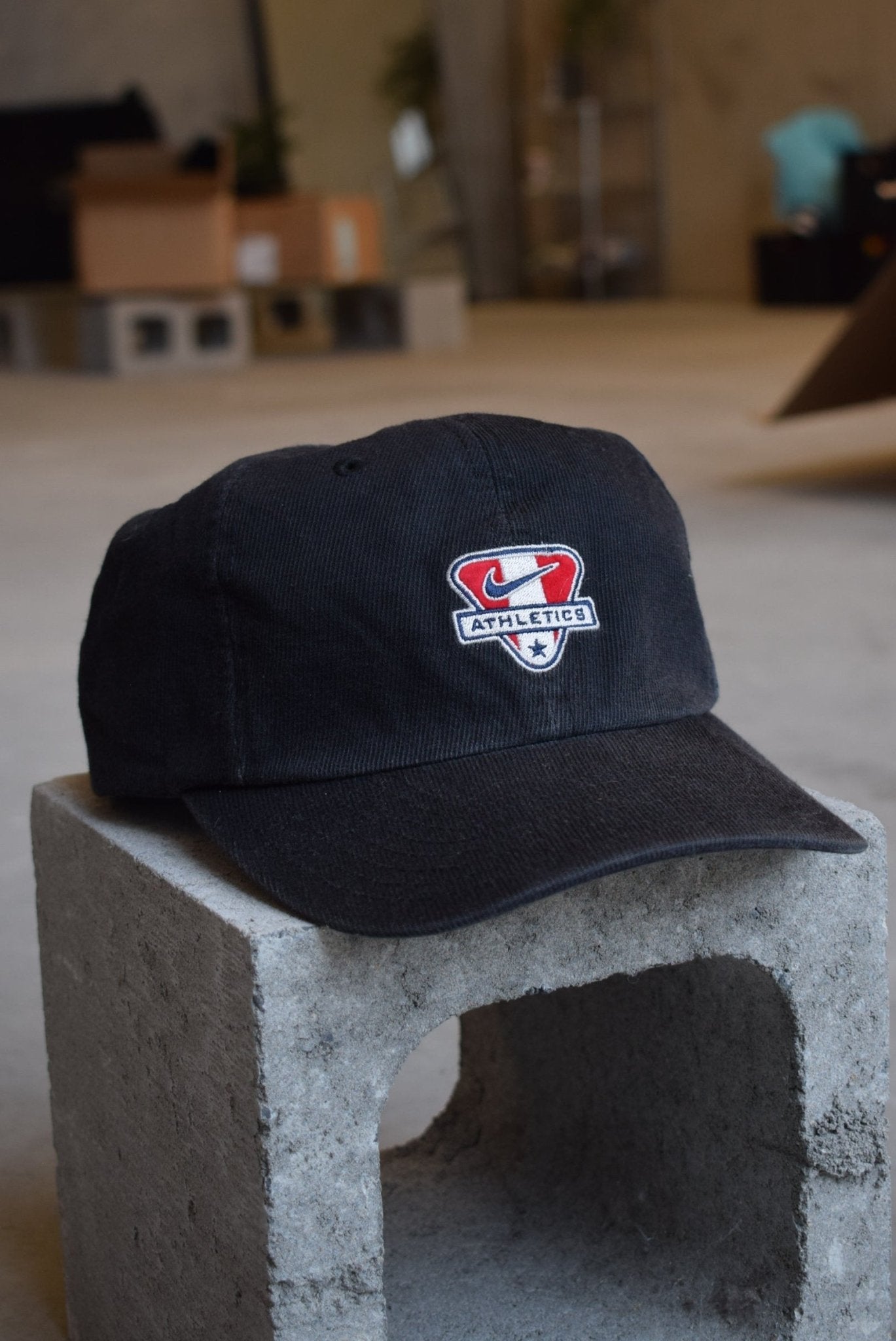 Nike Athletics Black Embroidered Swoosh Hat — 1990s - Retrospective Store