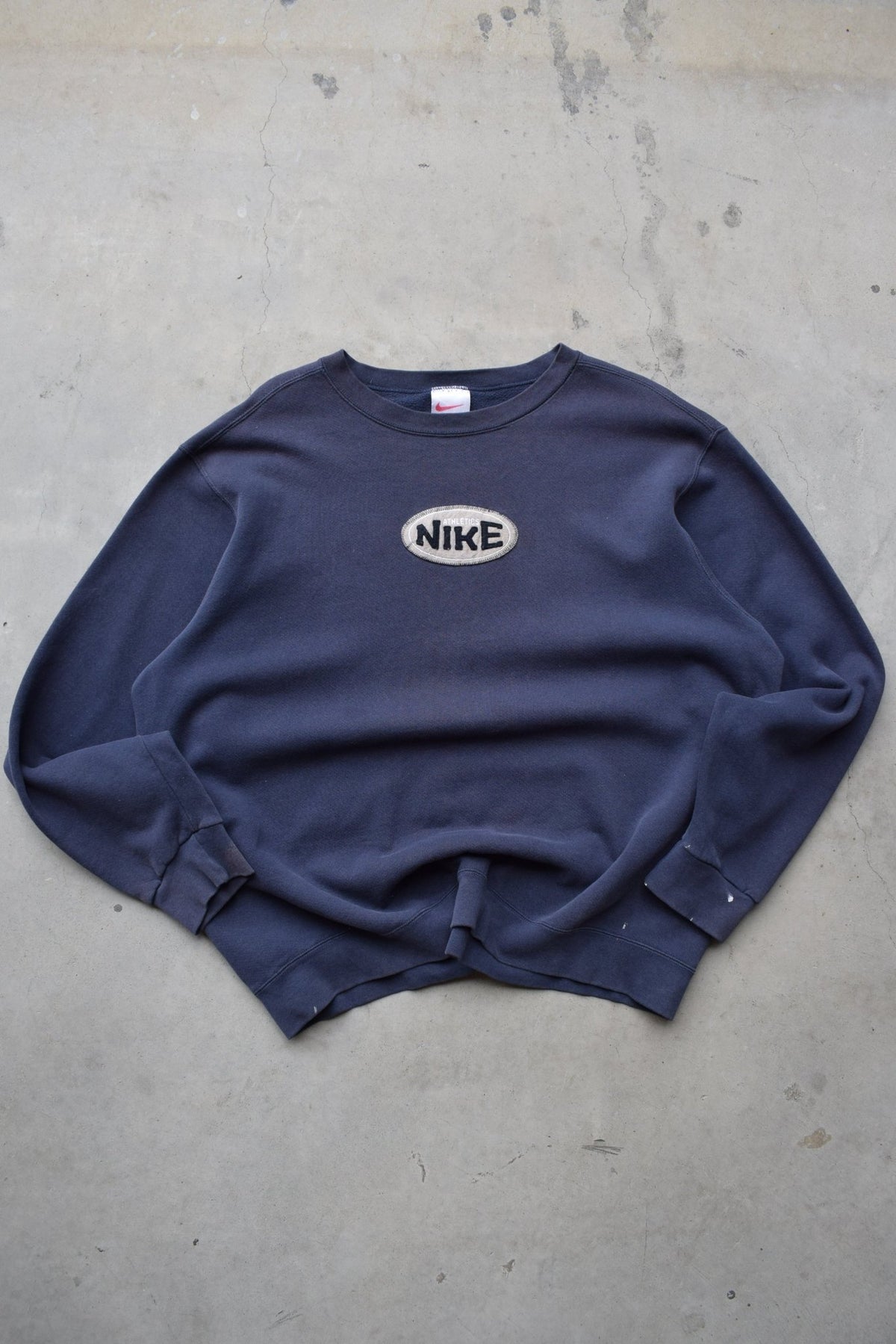 Nike Athletics Navy Embroidered Spellout Crewneck — 1990s (XL) - Retrospective Store