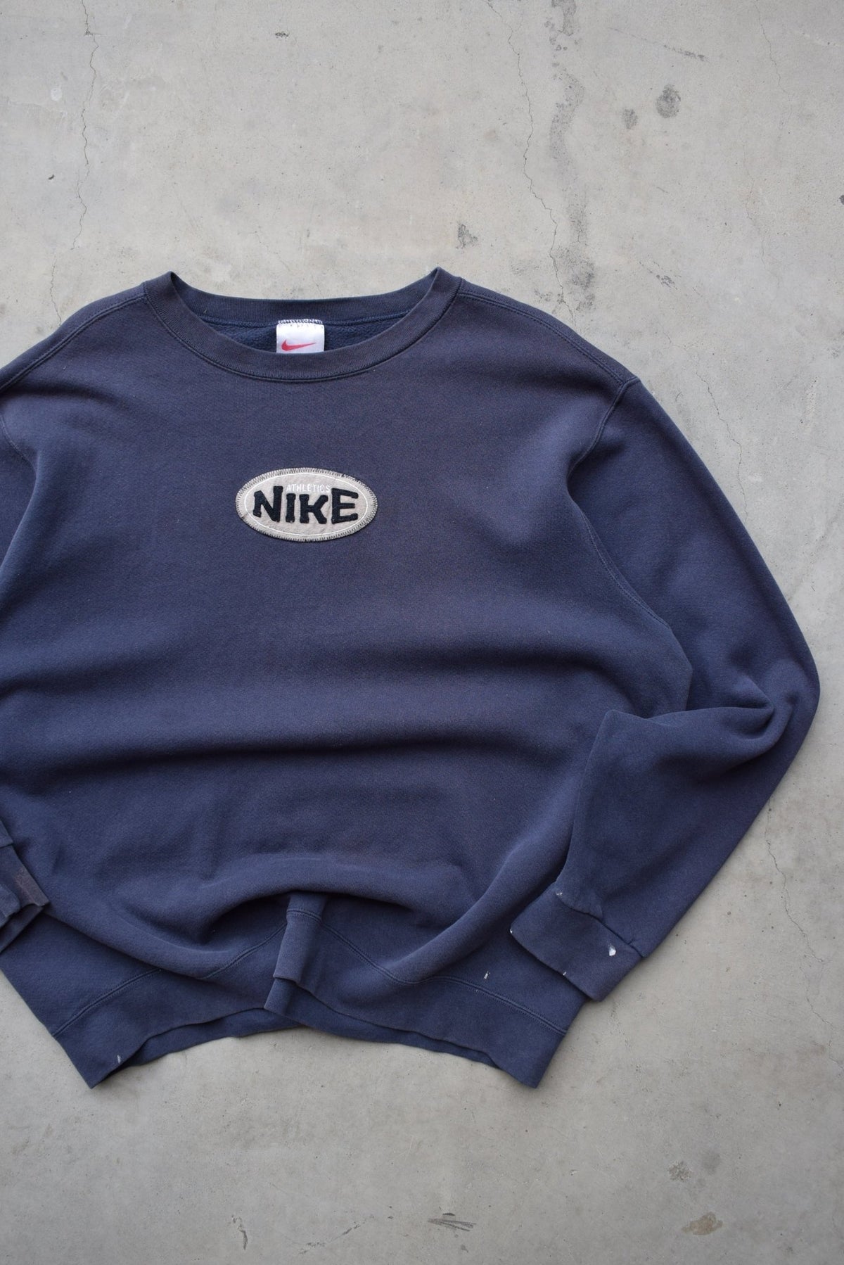 Nike Athletics Navy Embroidered Spellout Crewneck — 1990s (XL) - Retrospective Store