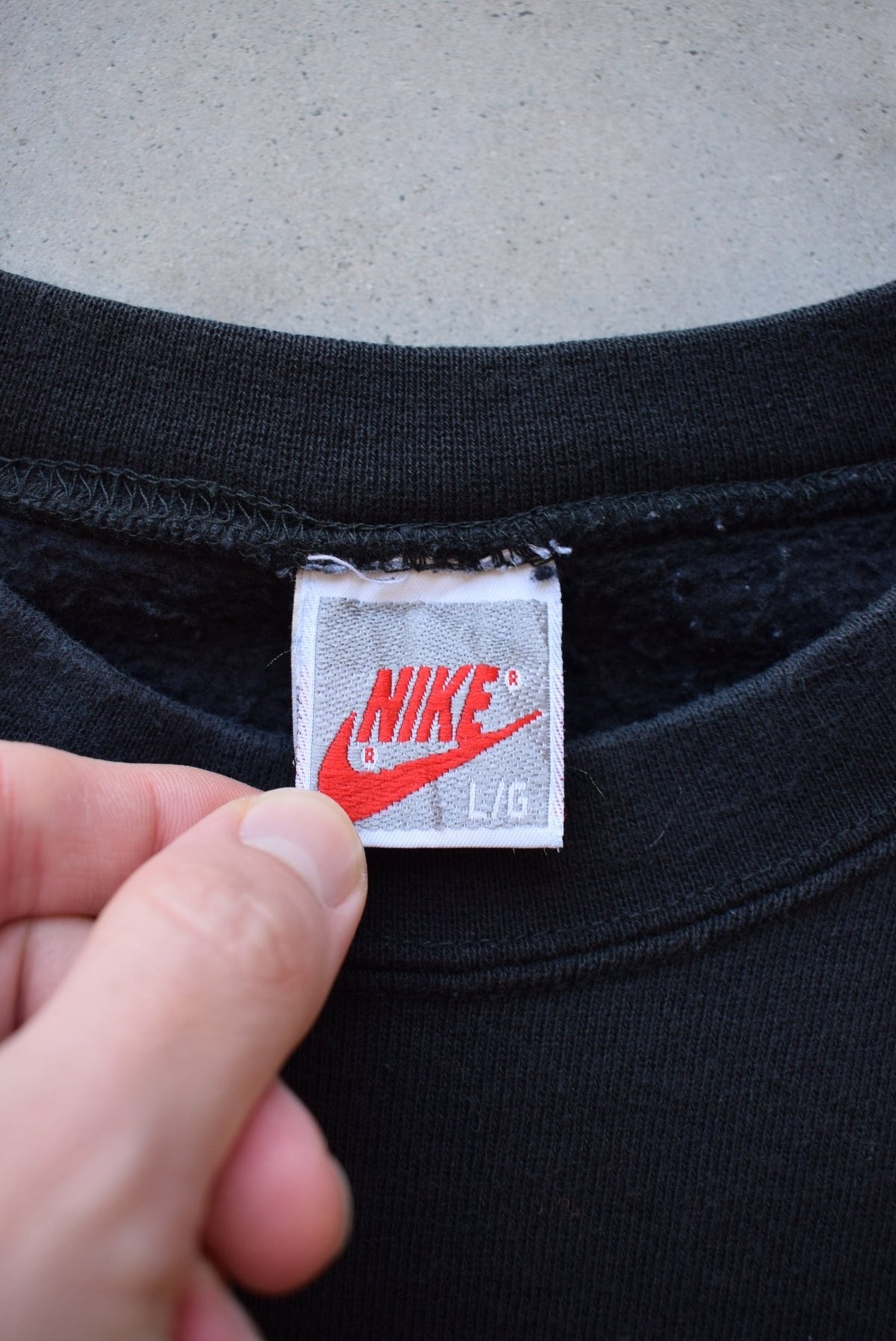 Nike Black Embroidered Spellout Crewneck — 1990s (L) - Retrospective Store