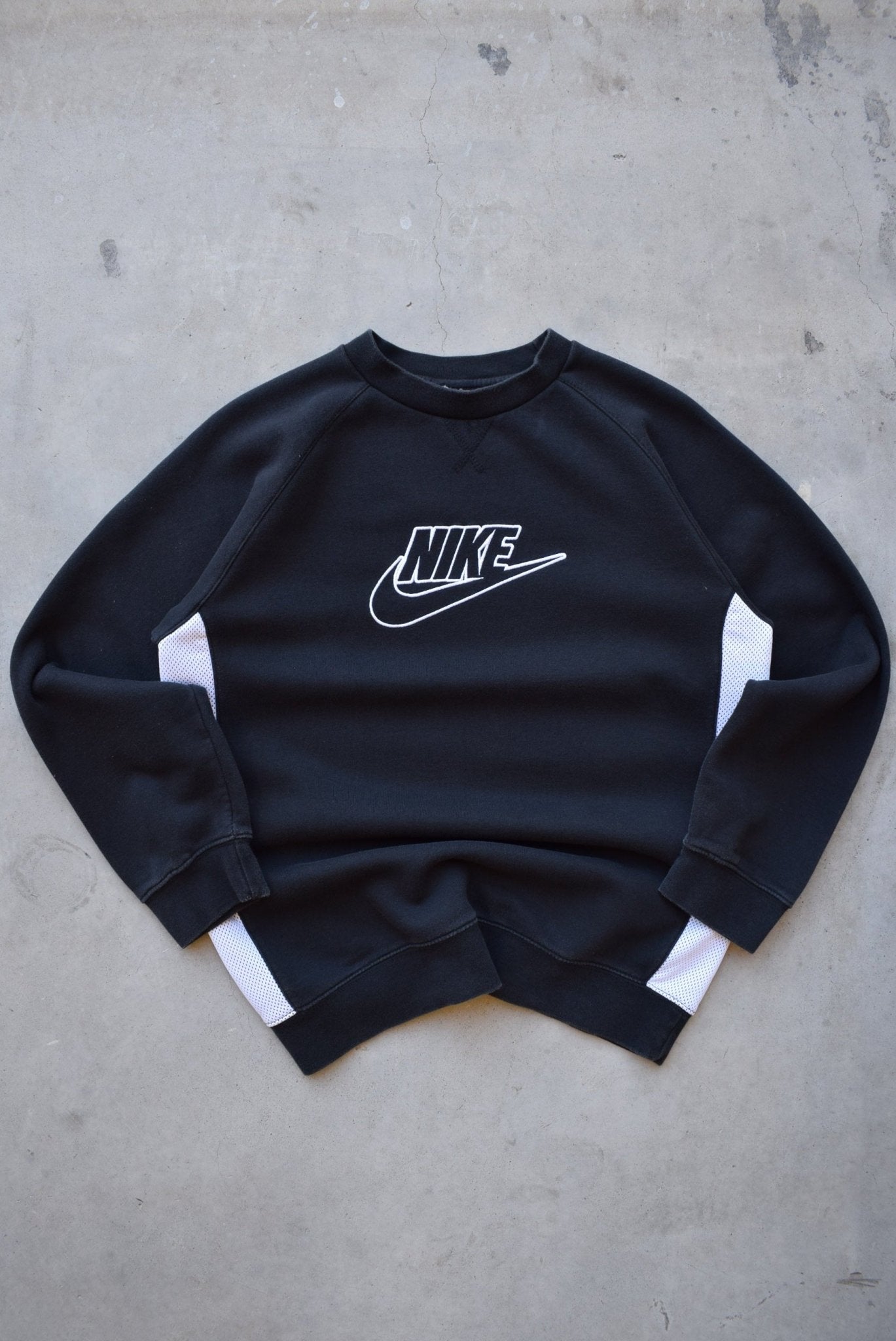 Nike Black Embroidered Spellout Crewneck — 2000s (S/M) - Retrospective Store
