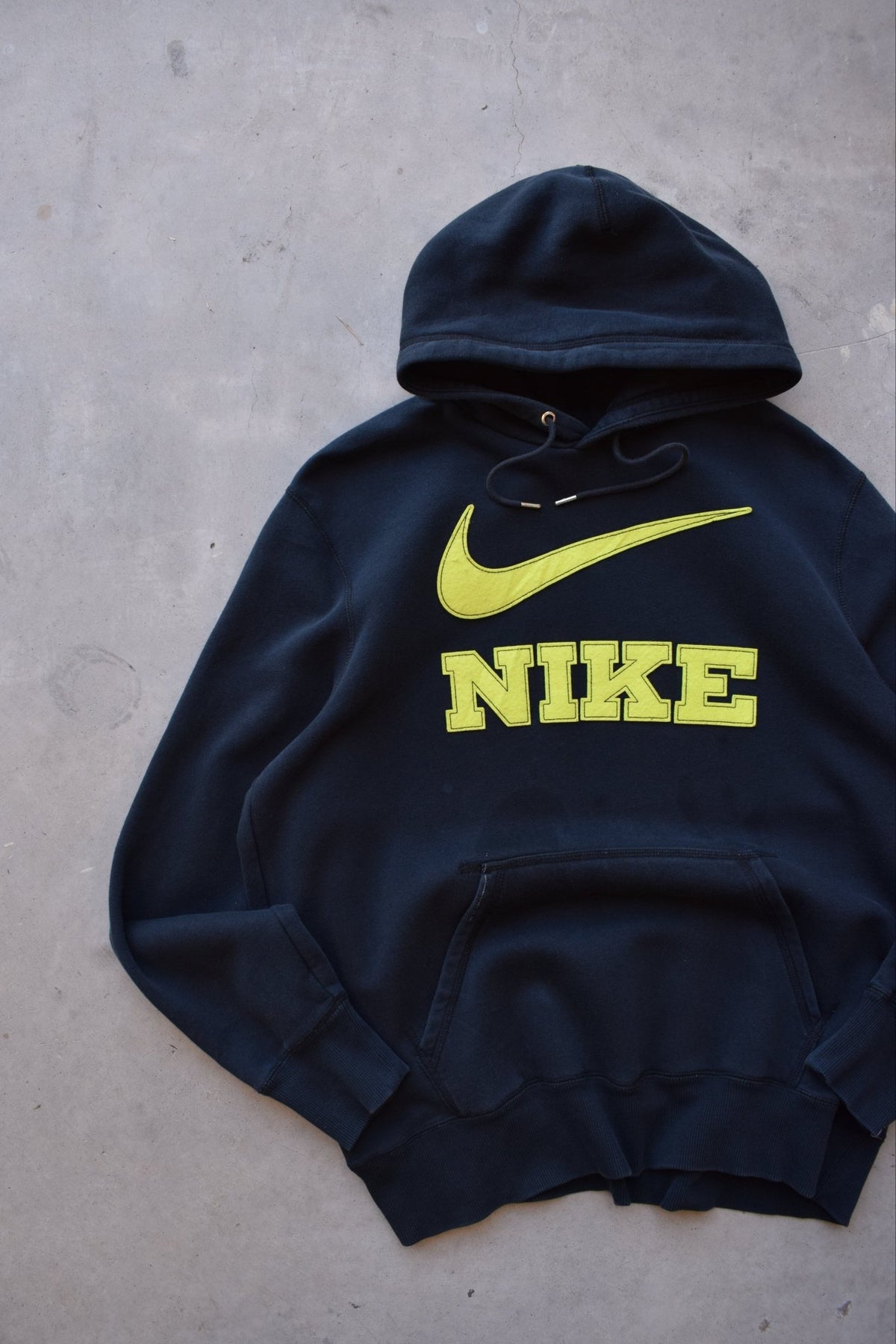 Nike Black Embroidered Spellout Hoodie — 2000s (XL) - Retrospective Store