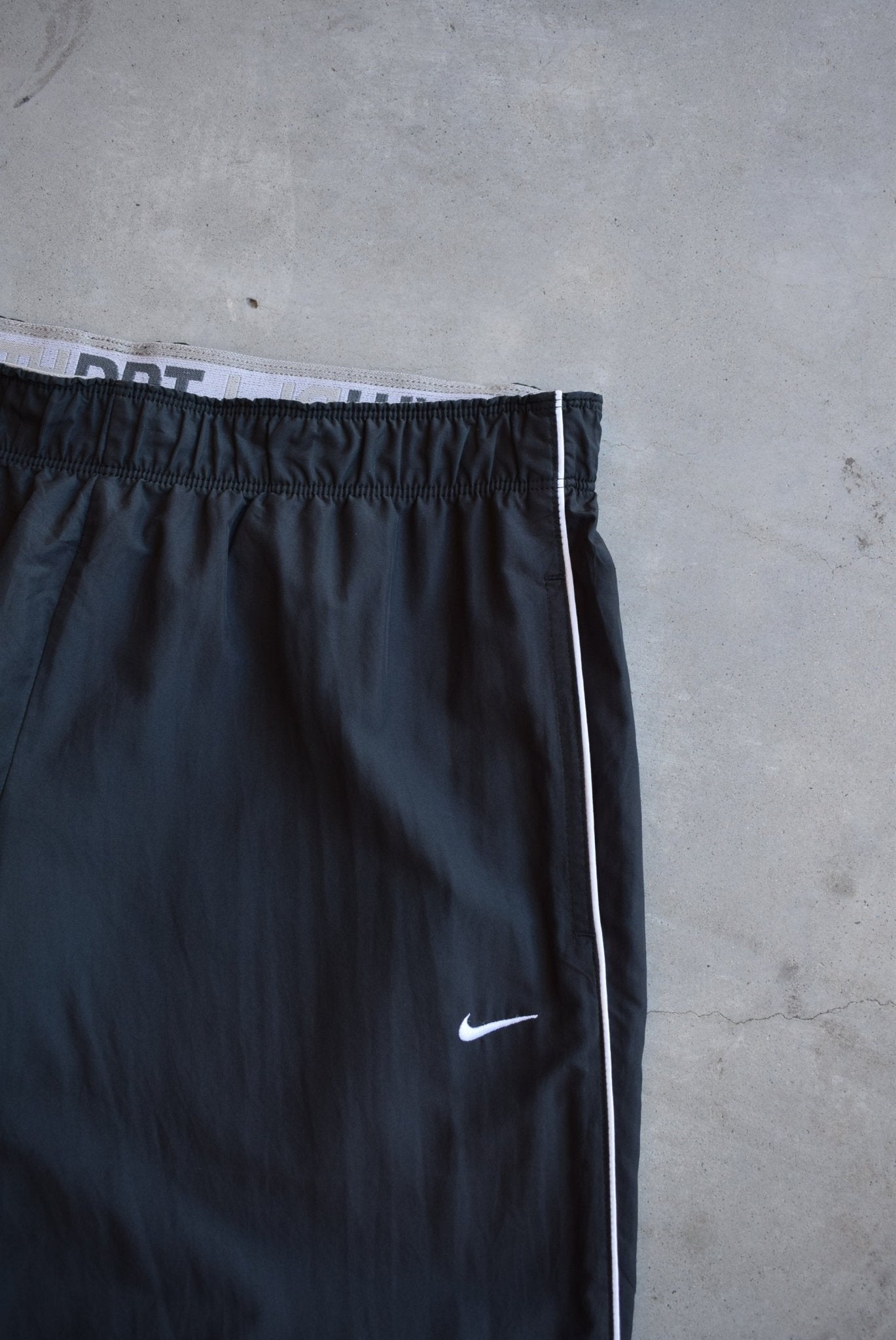 Nike Black Embroidered Swoosh 3/4 Track Pants — 2000s (S) - Retrospective Store