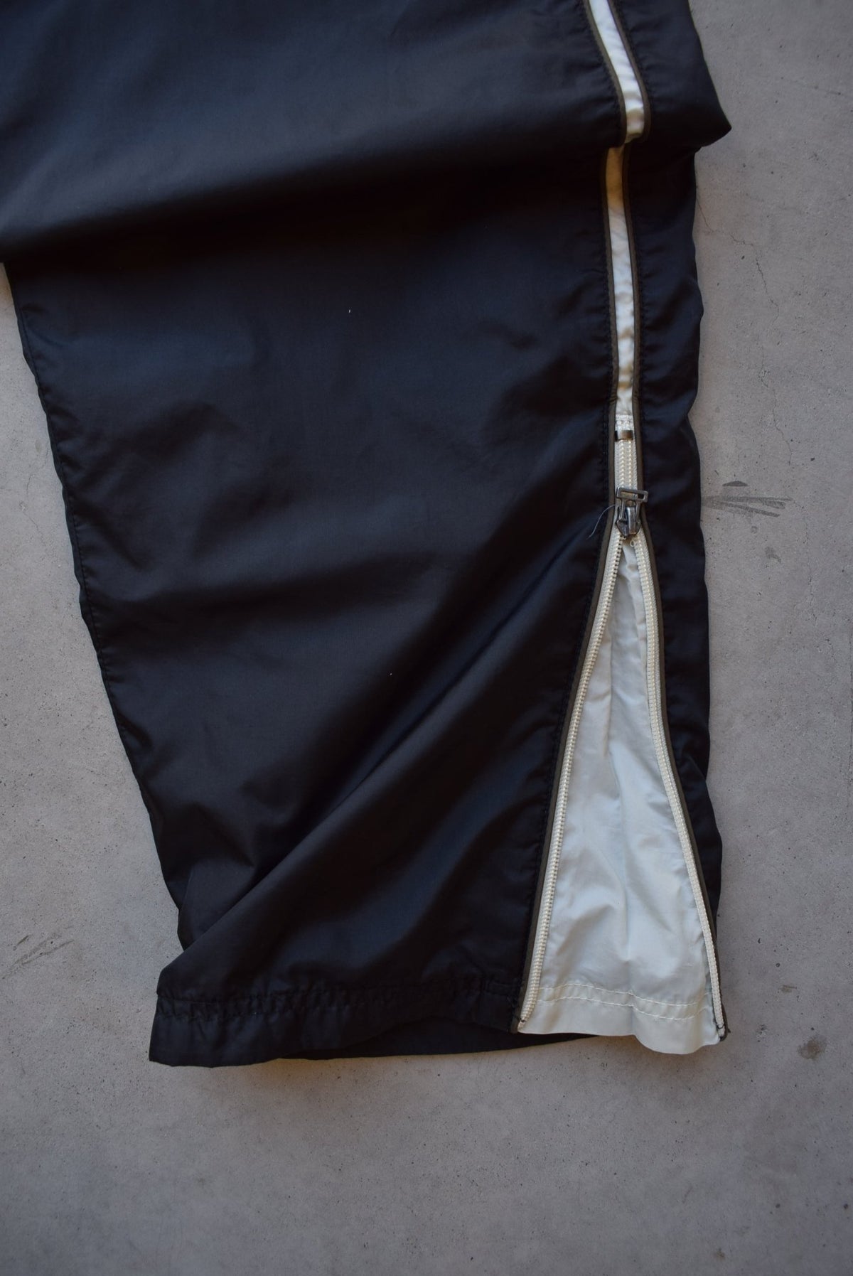 Nike Black Embroidered Swoosh Track Pants — 2000s (XXL) - Retrospective Store
