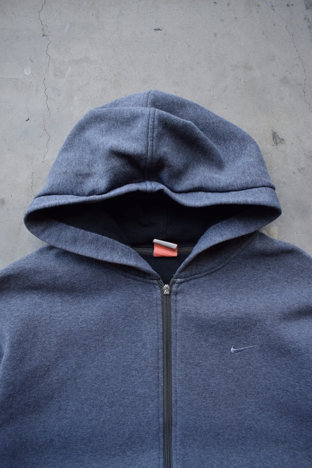 Nike Charcoal Embroidered Swoosh Full-Zip Hoodie — 2000s (XL) - Retrospective Store
