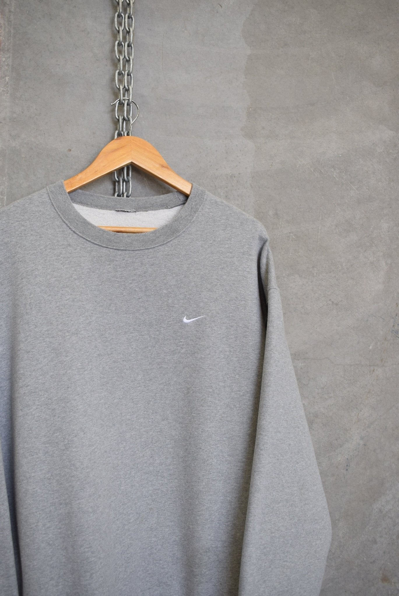 Nike Classic Logo Embroidered Crewneck — 2000s (L) - Retrospective Store